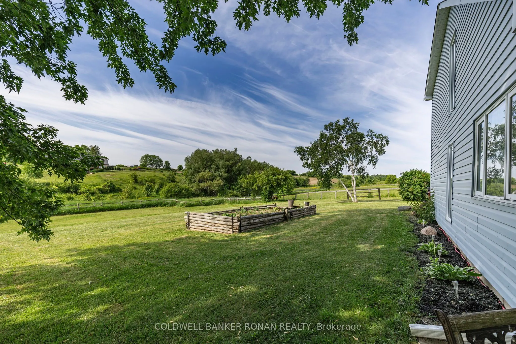 4582 concession Road 5
