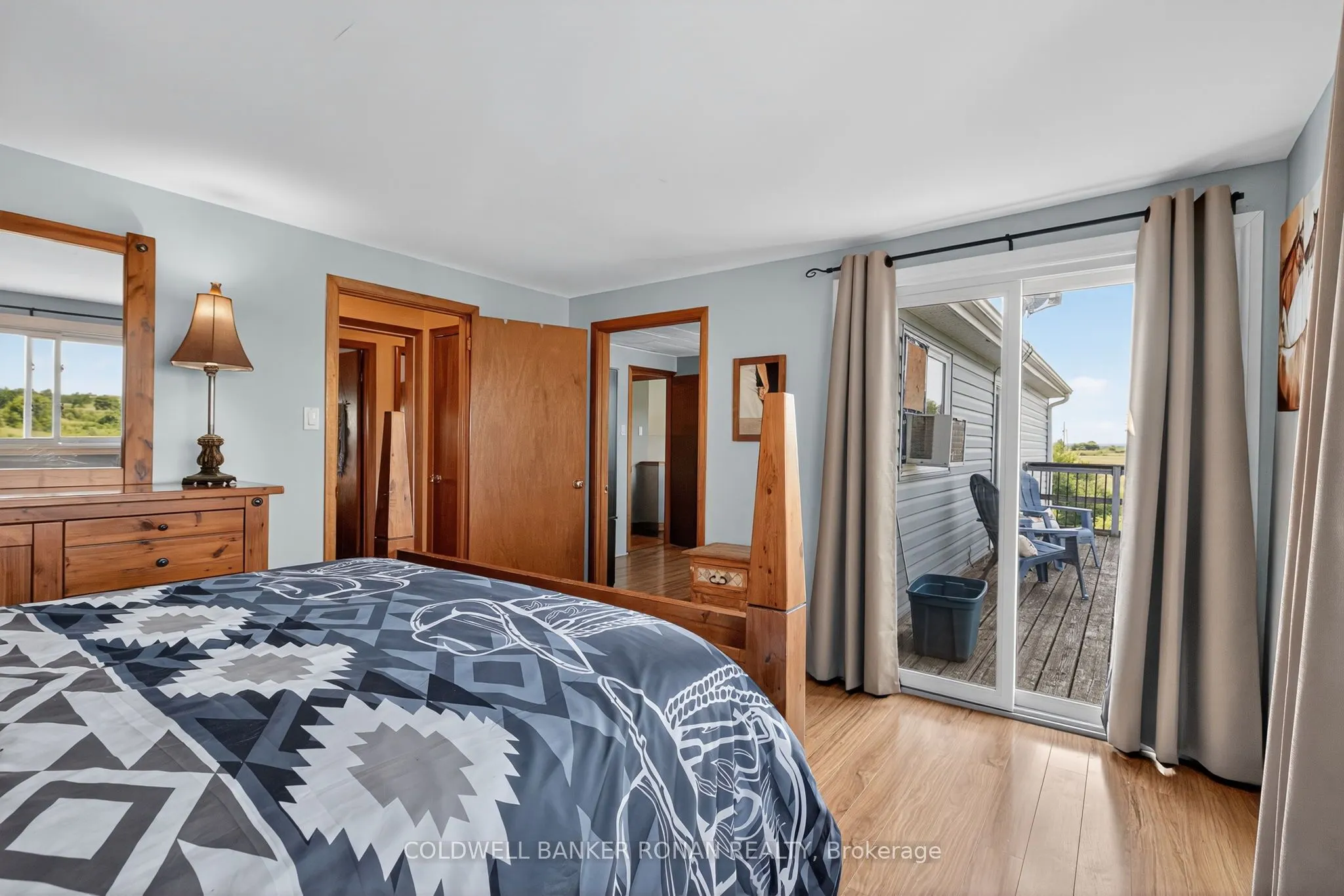 4582 concession Road 5