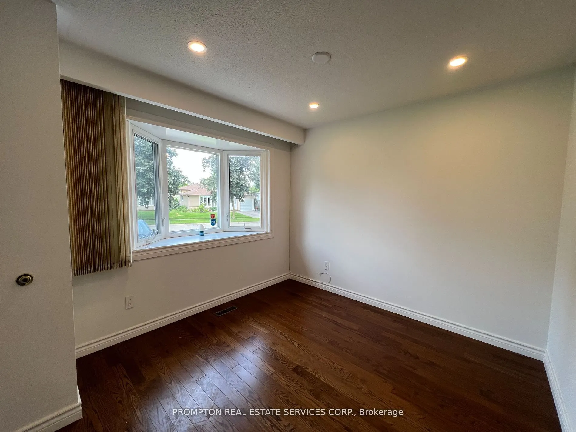 17 Devins Drive, #Main