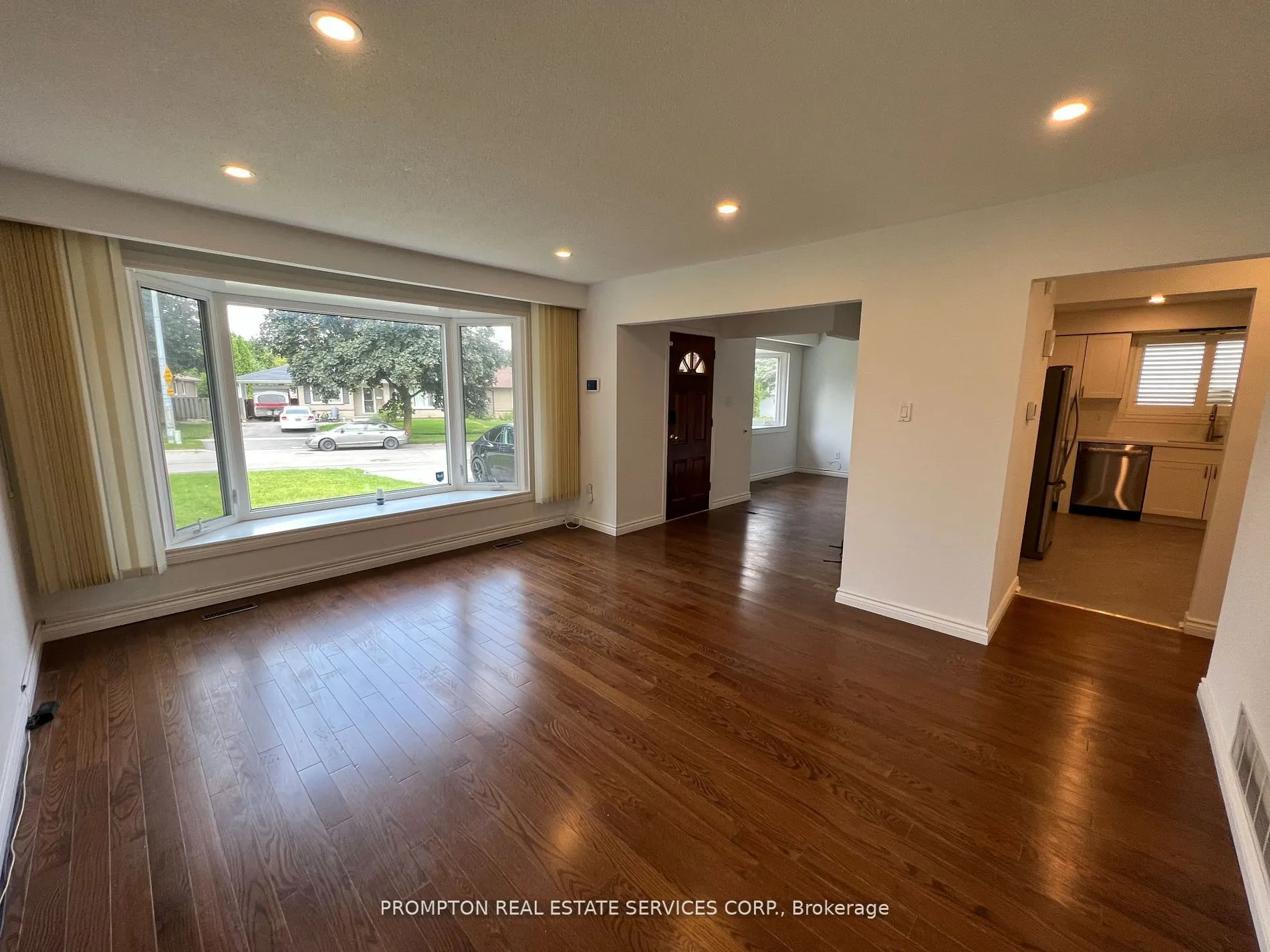 17 Devins Drive, #Main