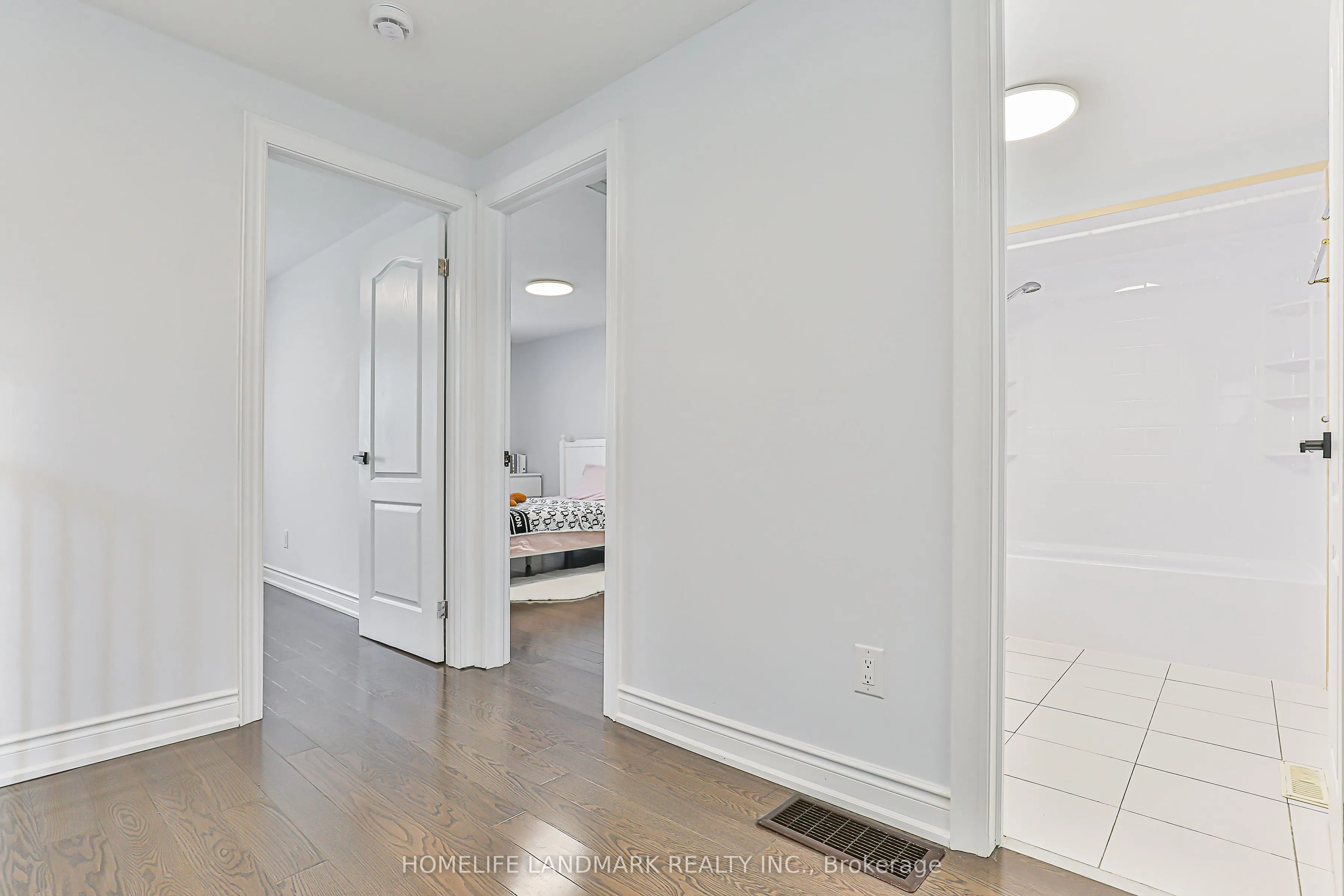 103 Fullerton Crescent