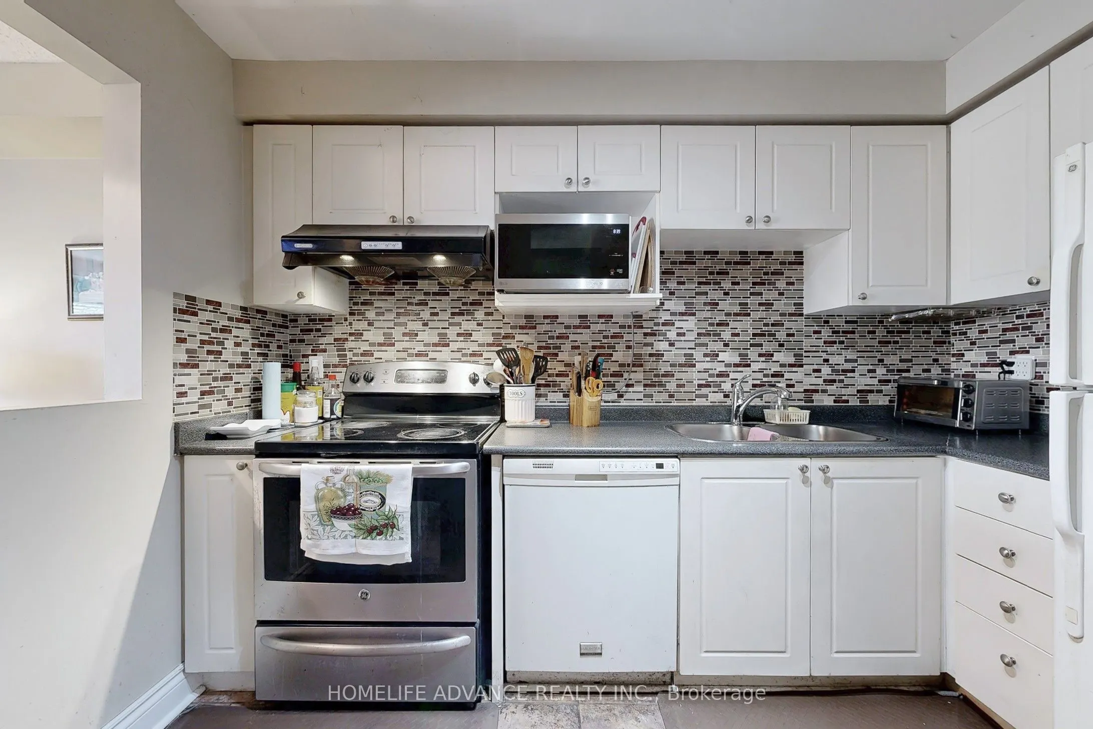 523 Winkworth Court, #21