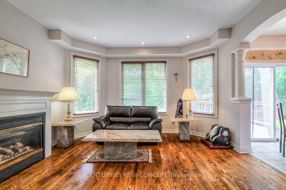 115 Ridgeway Court