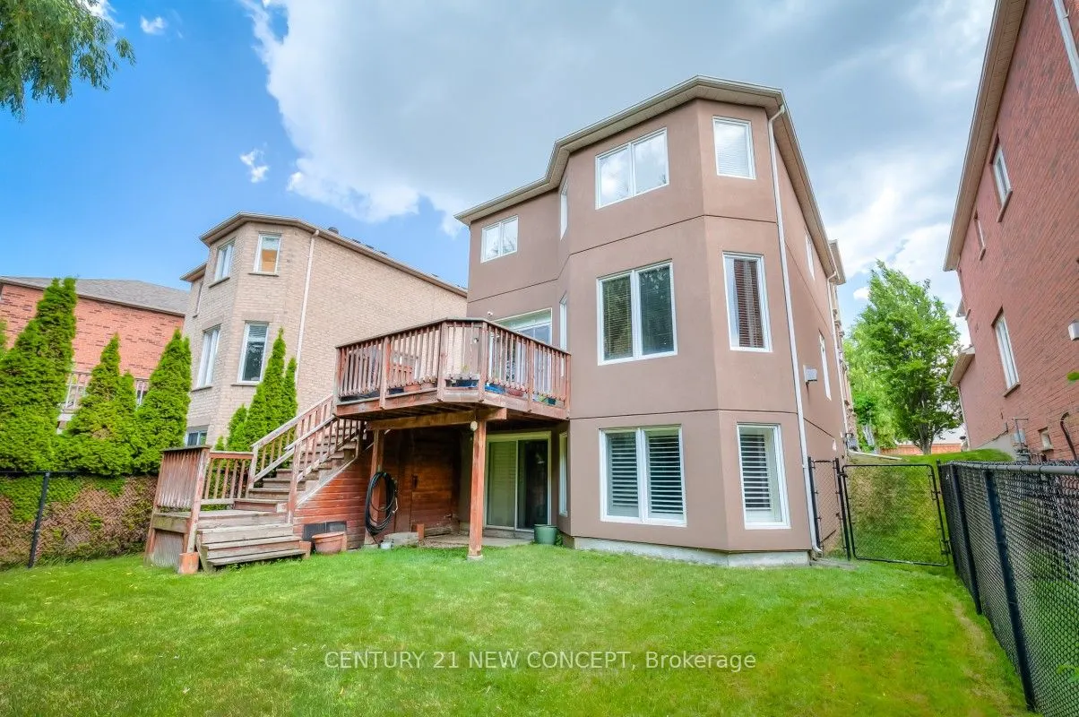115 Ridgeway Court