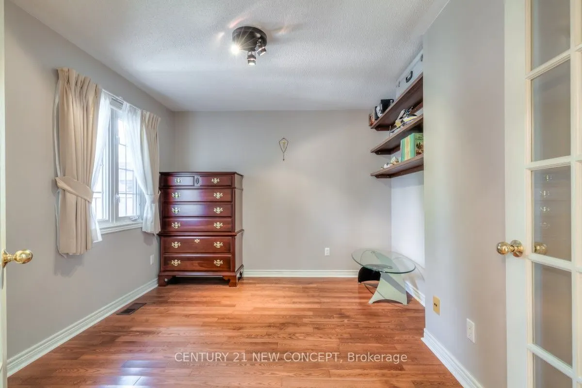 115 Ridgeway Court