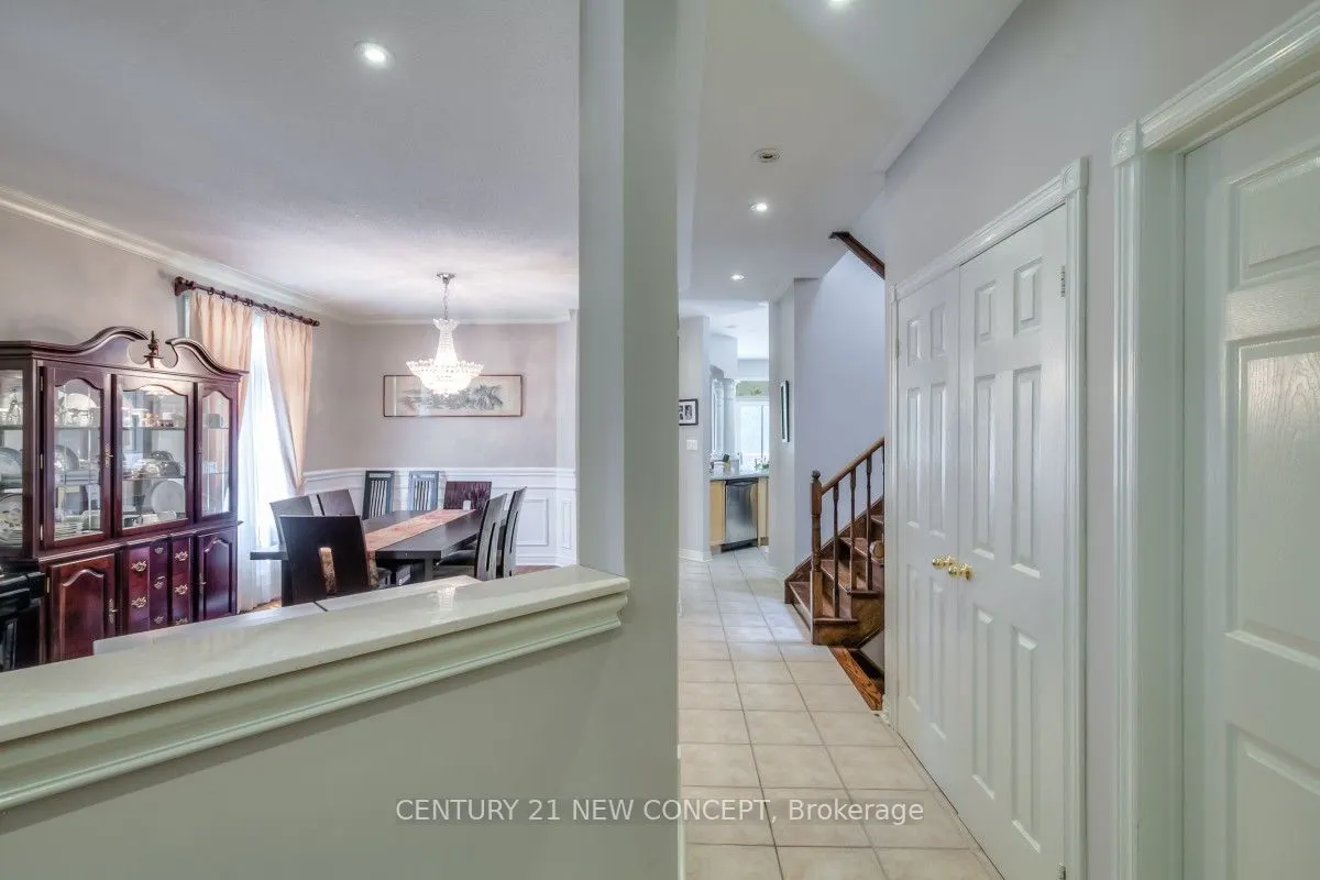 115 Ridgeway Court