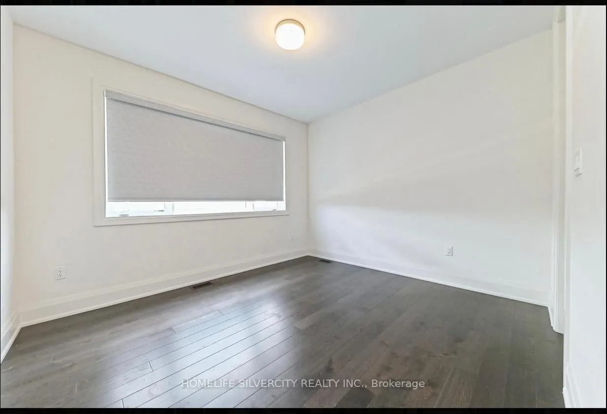 33 Sparrow Way