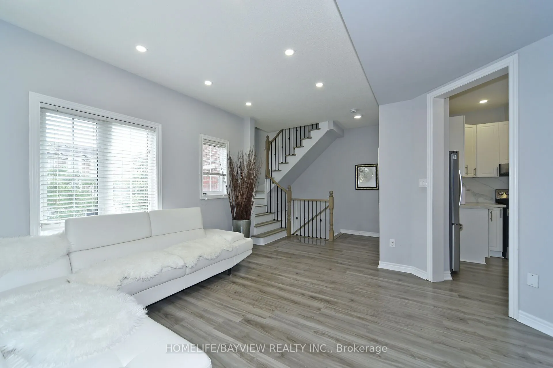 15 Old Colony Road, #20