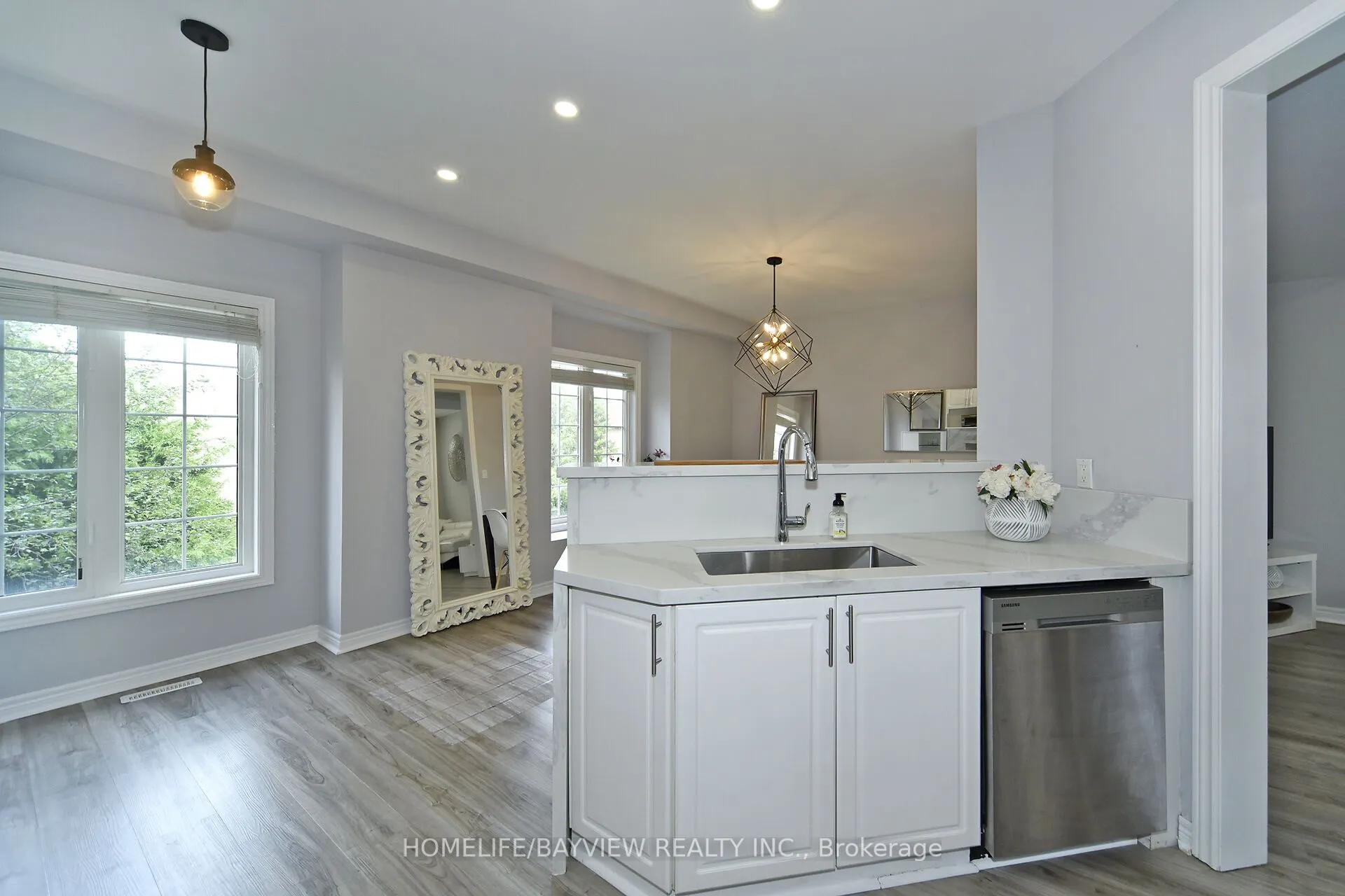 15 Old Colony Road, #20