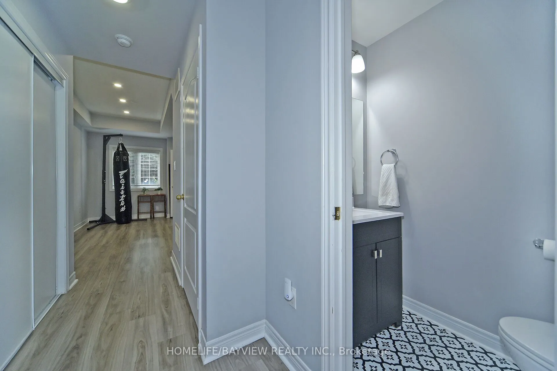 15 Old Colony Road, #20