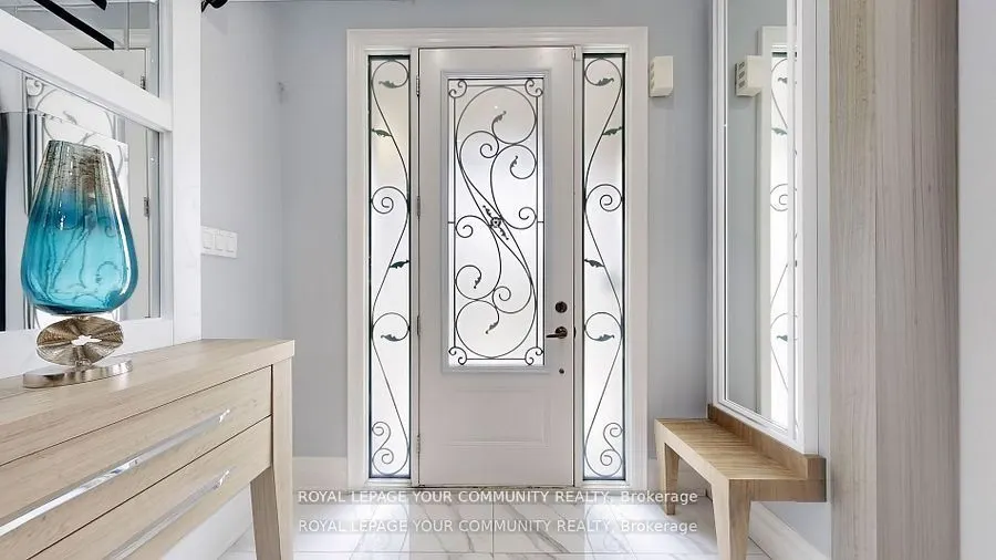 6 Straw Cutter Gate