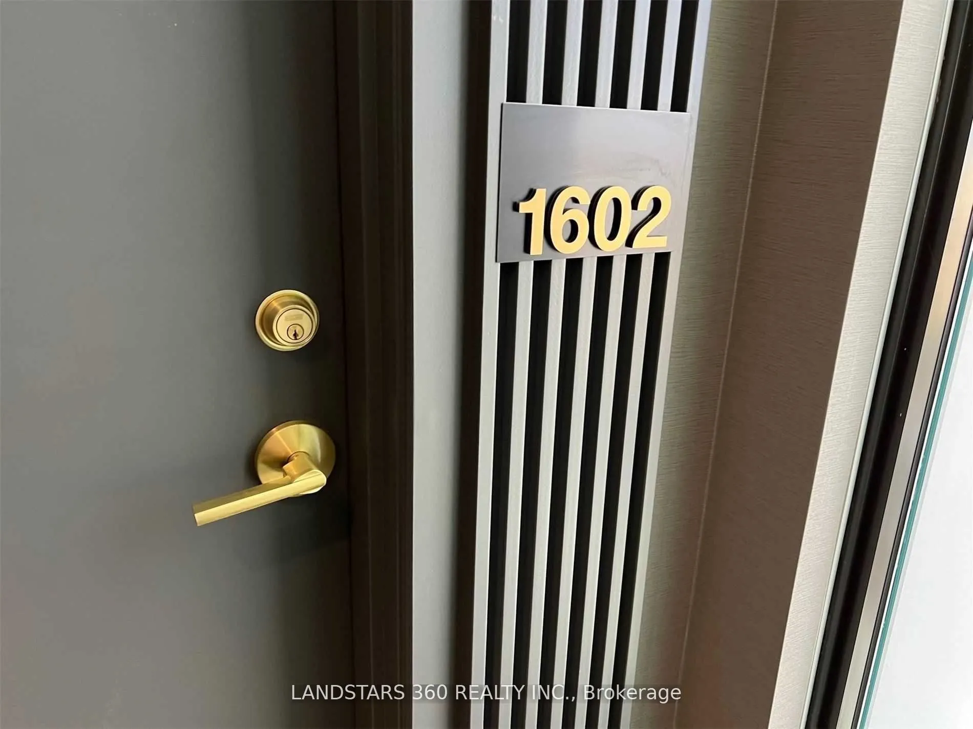 5 Buttermill Avenue, #1602
