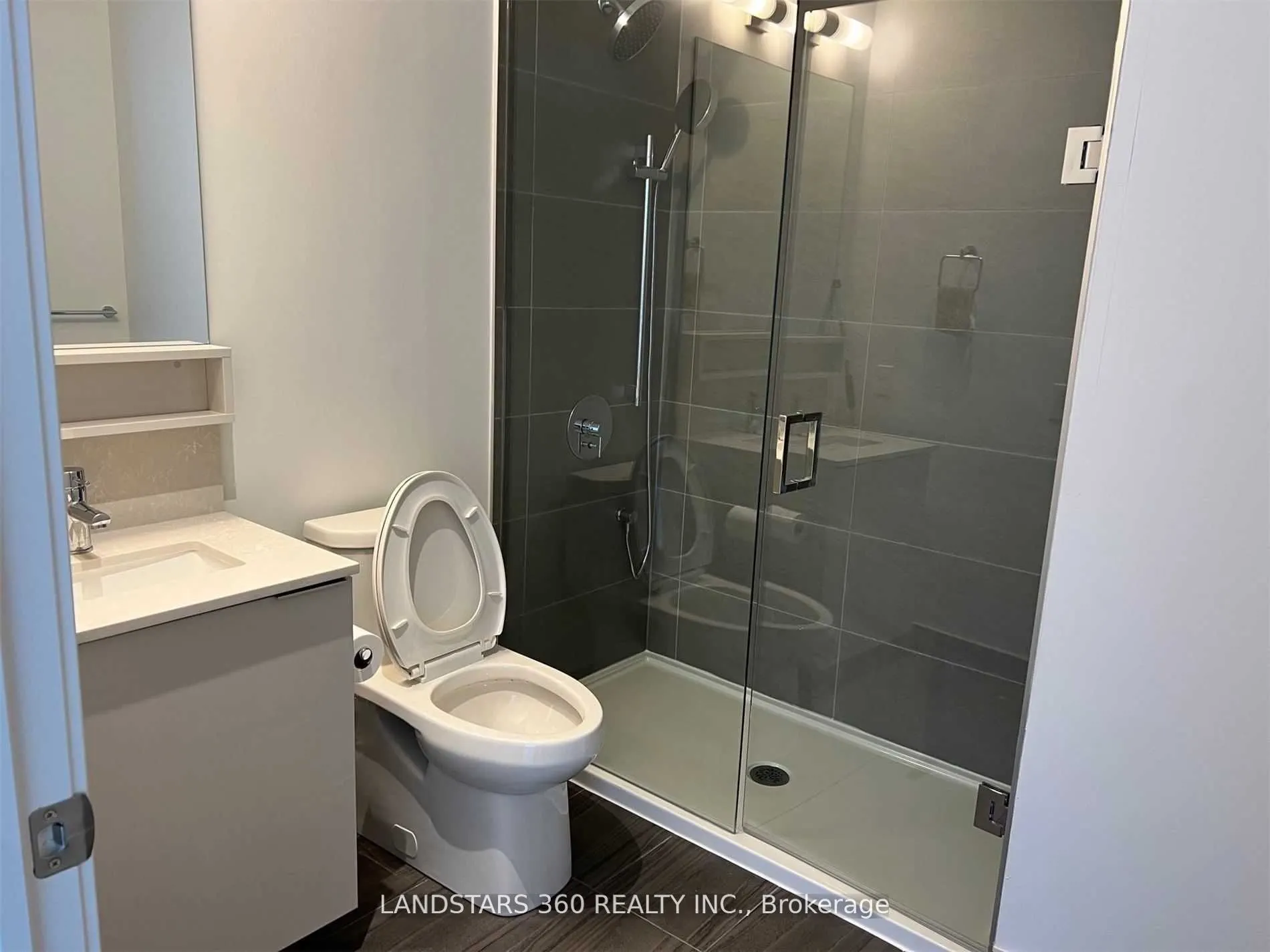 5 Buttermill Avenue, #1602