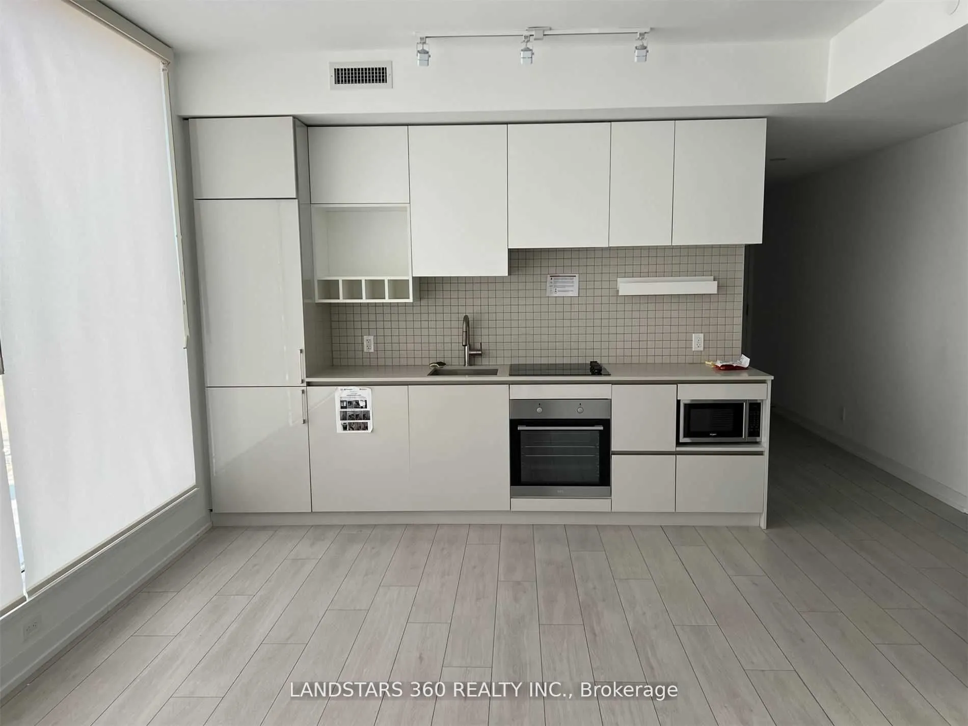 5 Buttermill Avenue, #1602