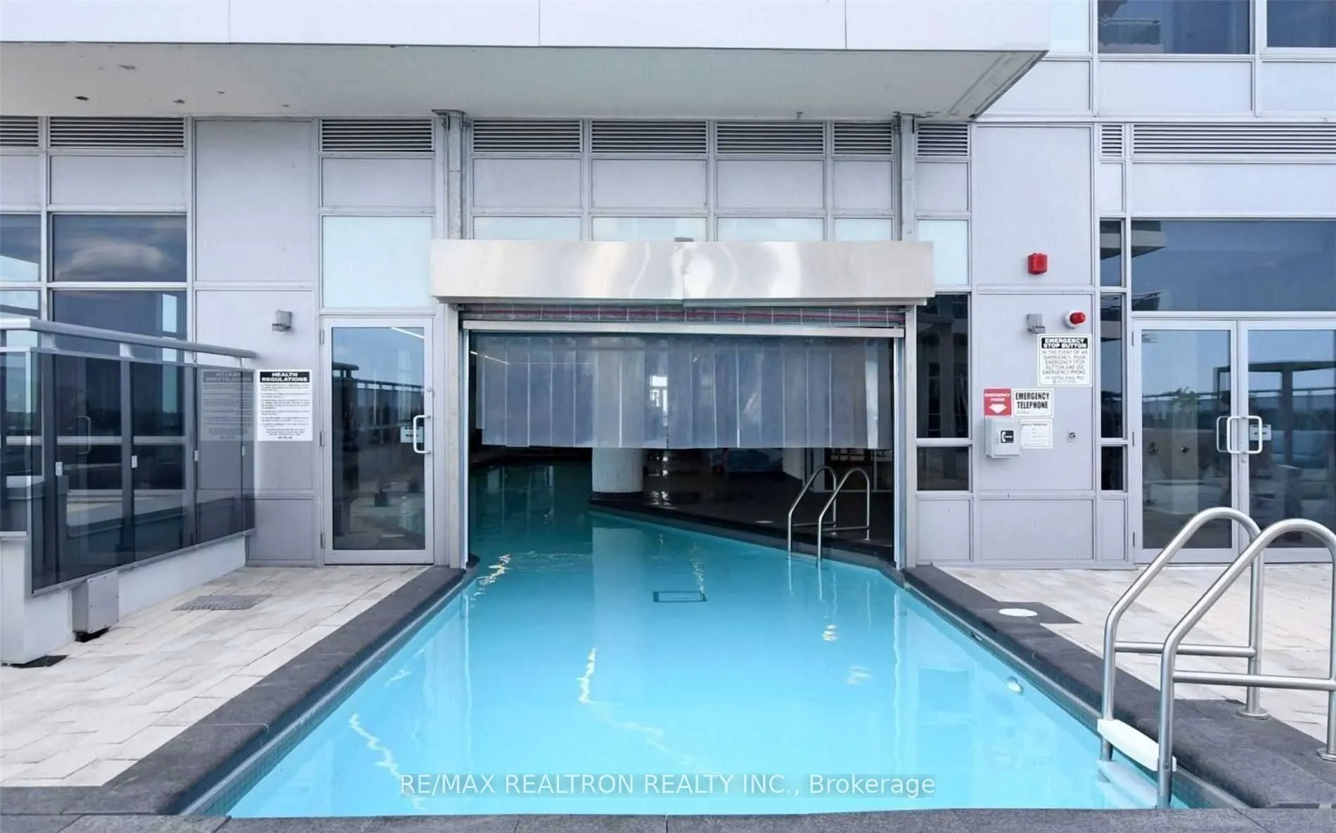 9201 yonge Street, #2105