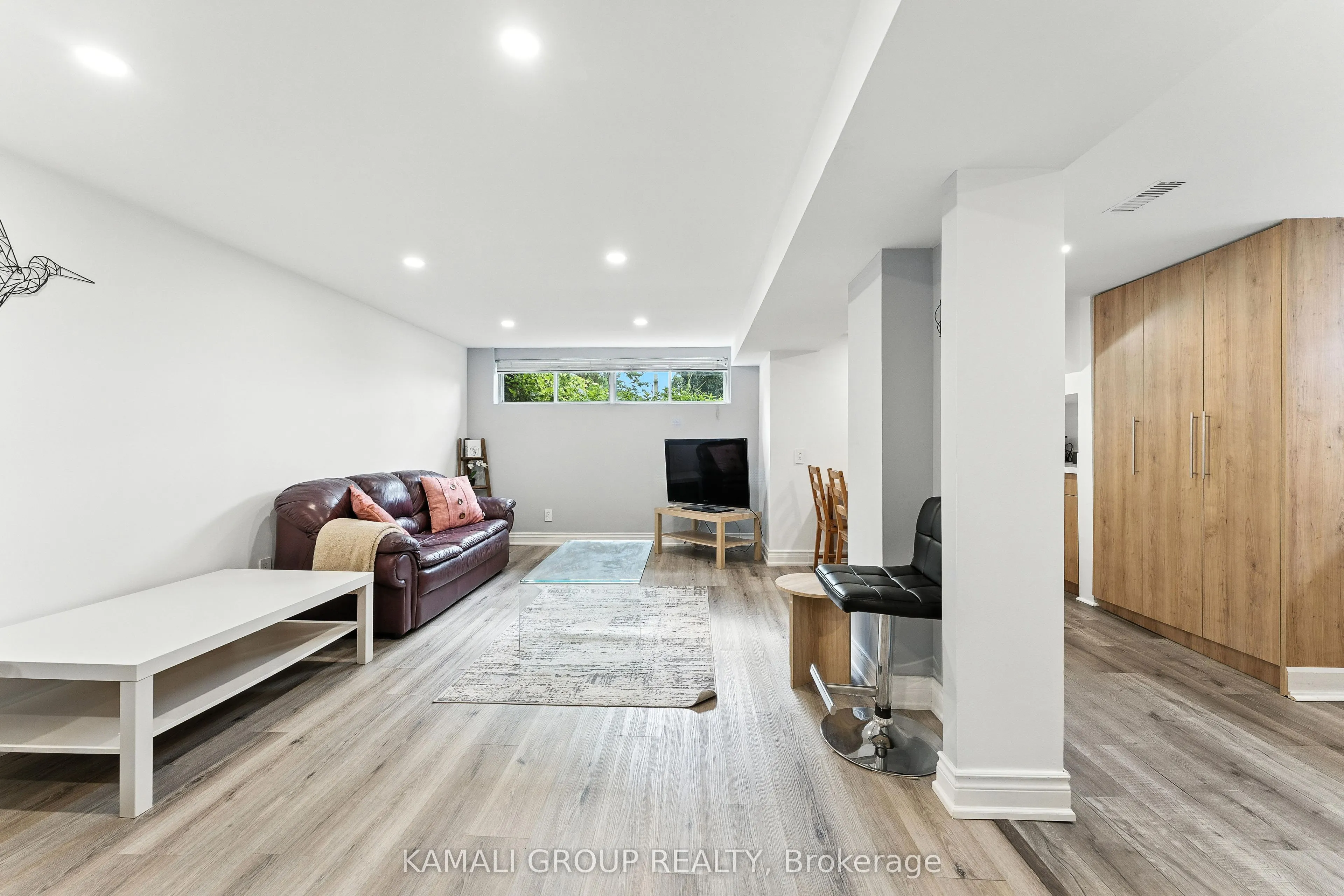 83 Walter Avenue