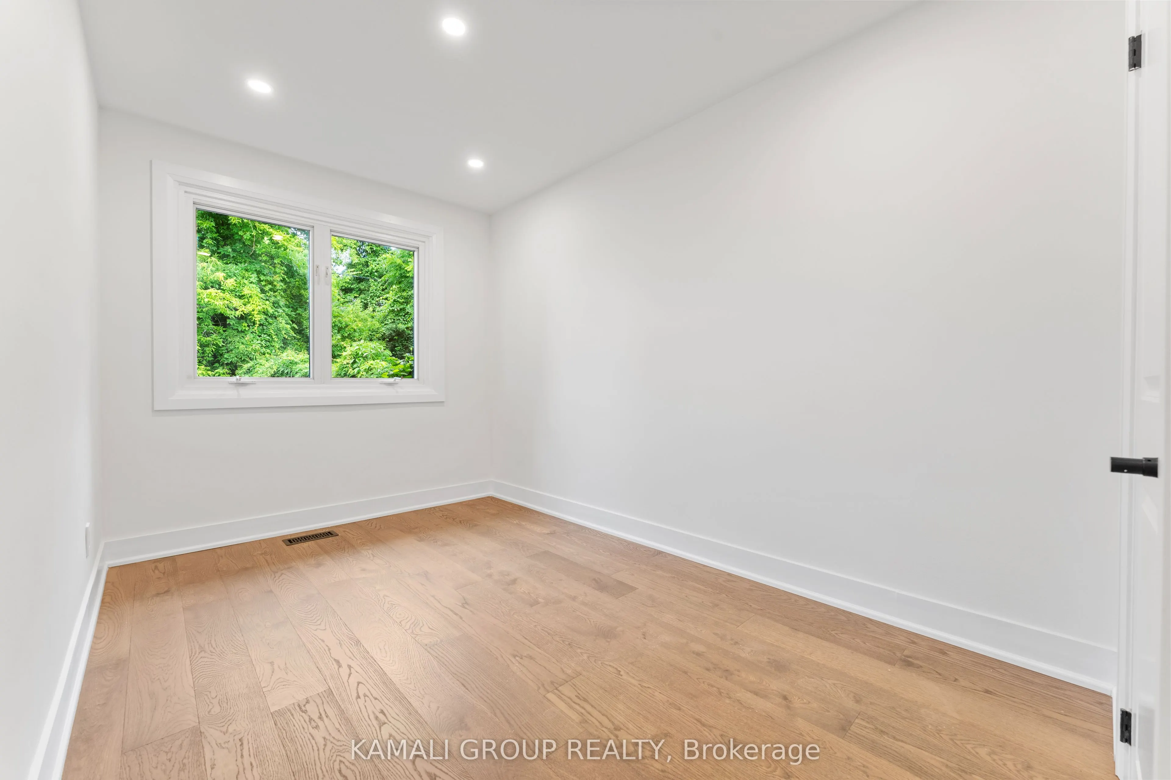 83 Walter Avenue