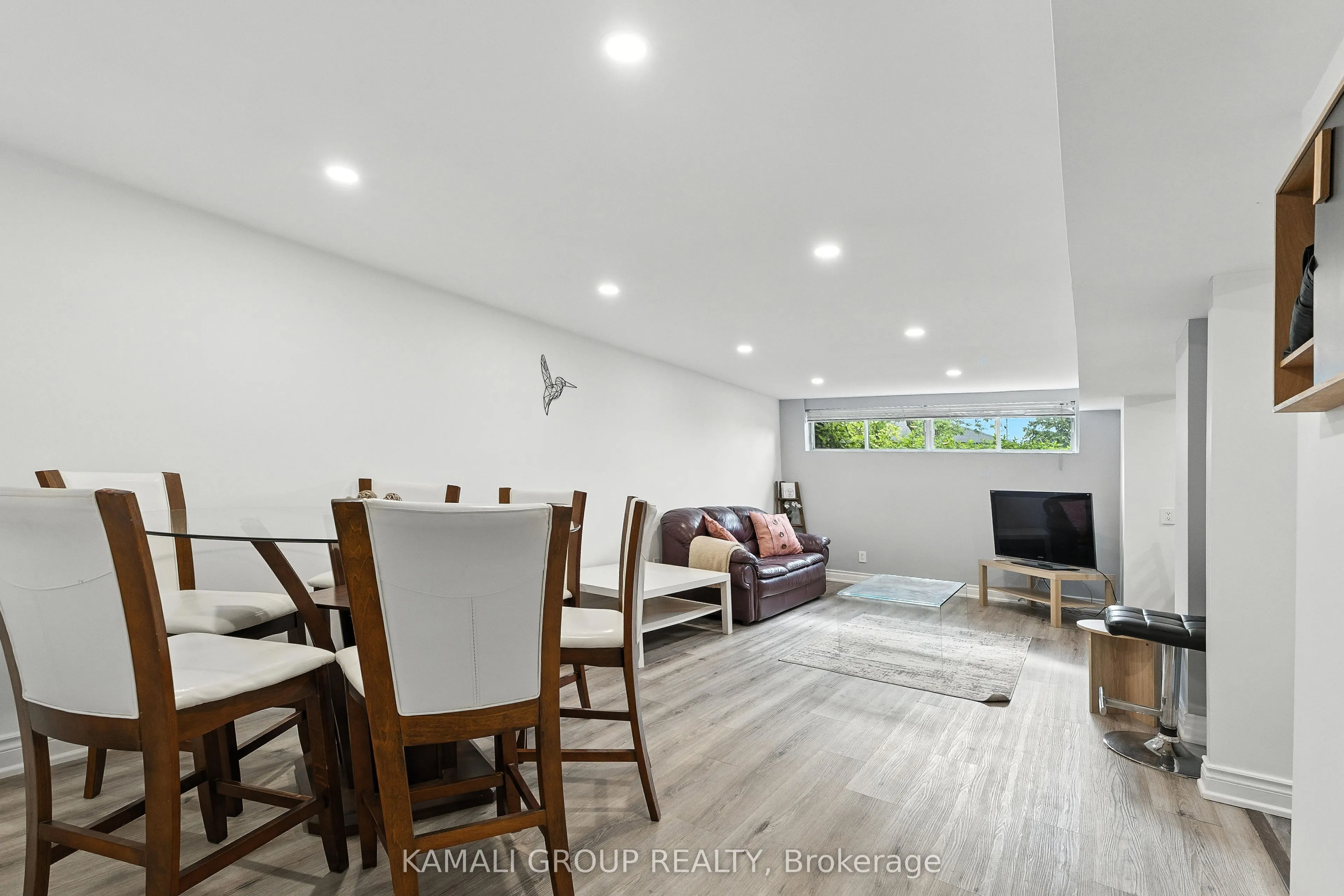 83 Walter Avenue