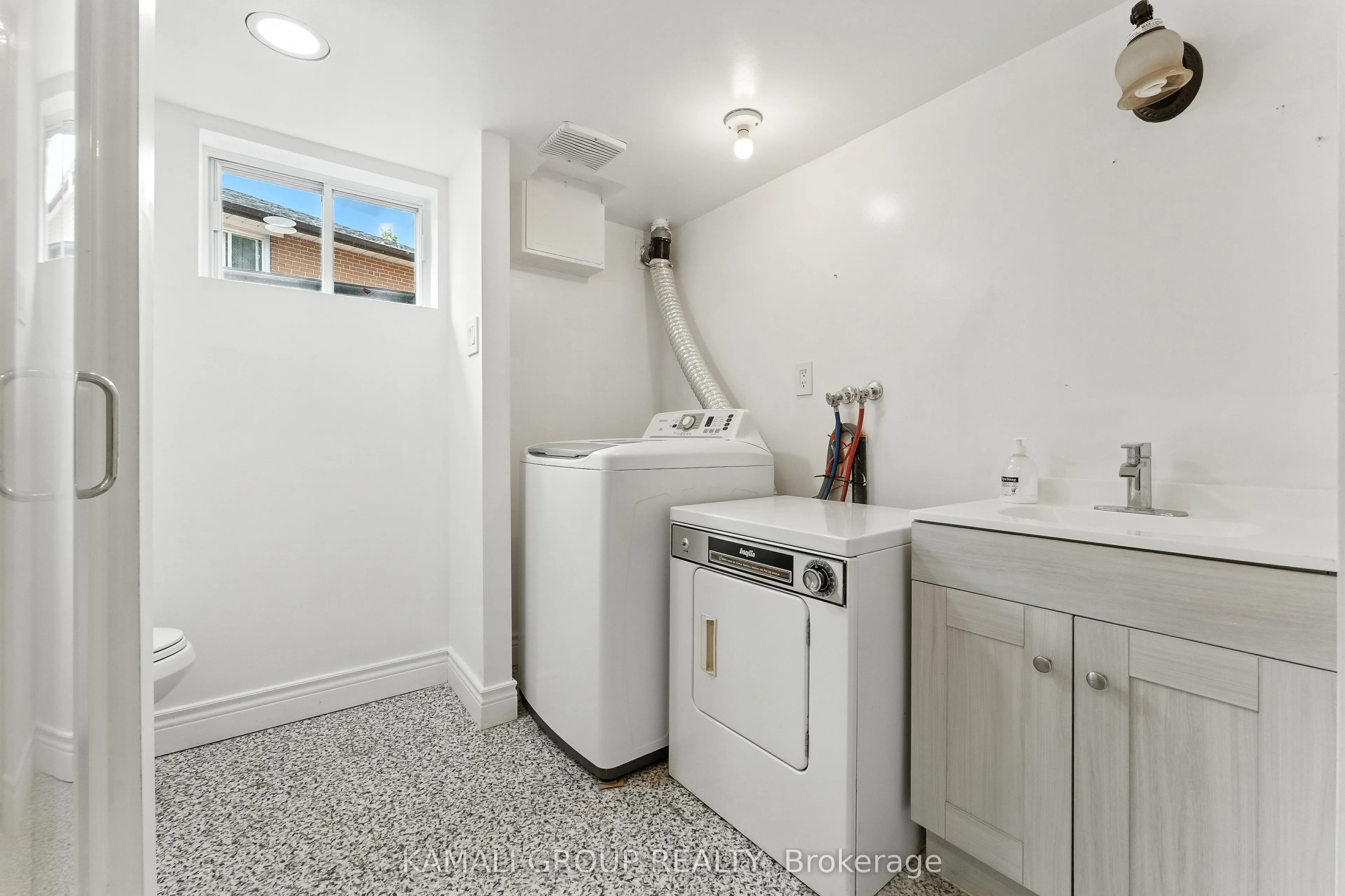 83 Walter Avenue