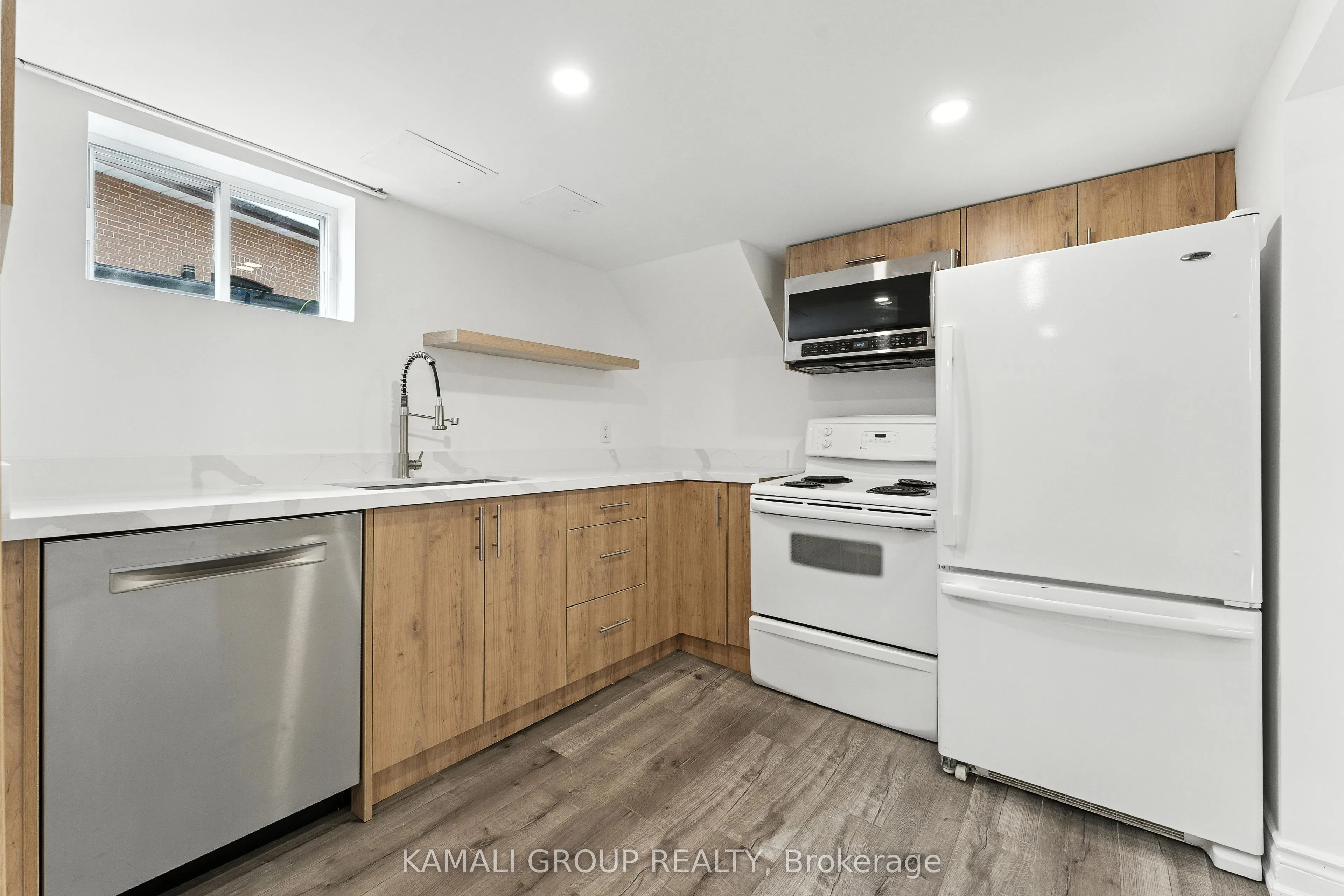 83 Walter Avenue