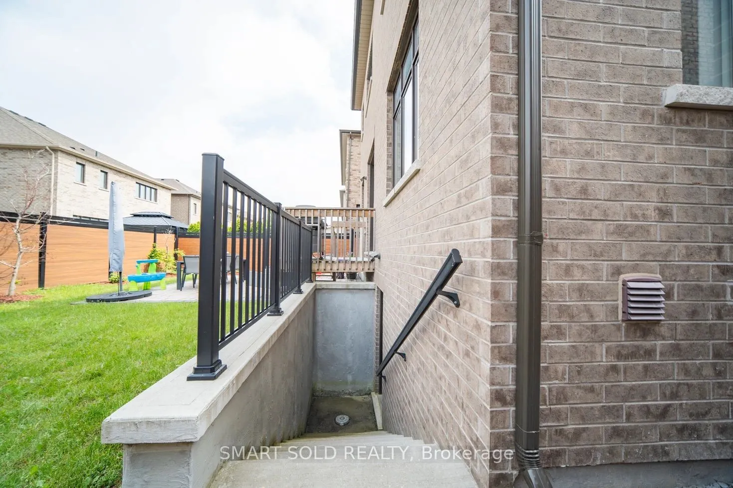 27 Alex Black Street