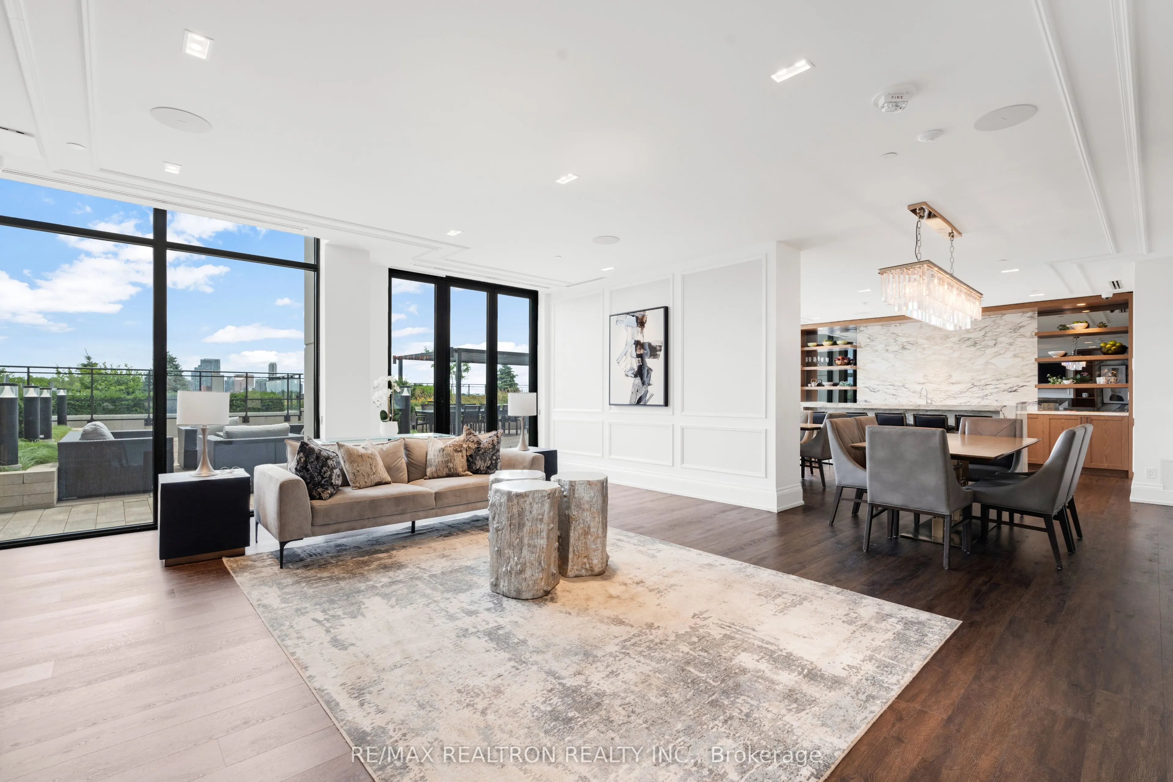 1 Grandview Avenue, #PH1