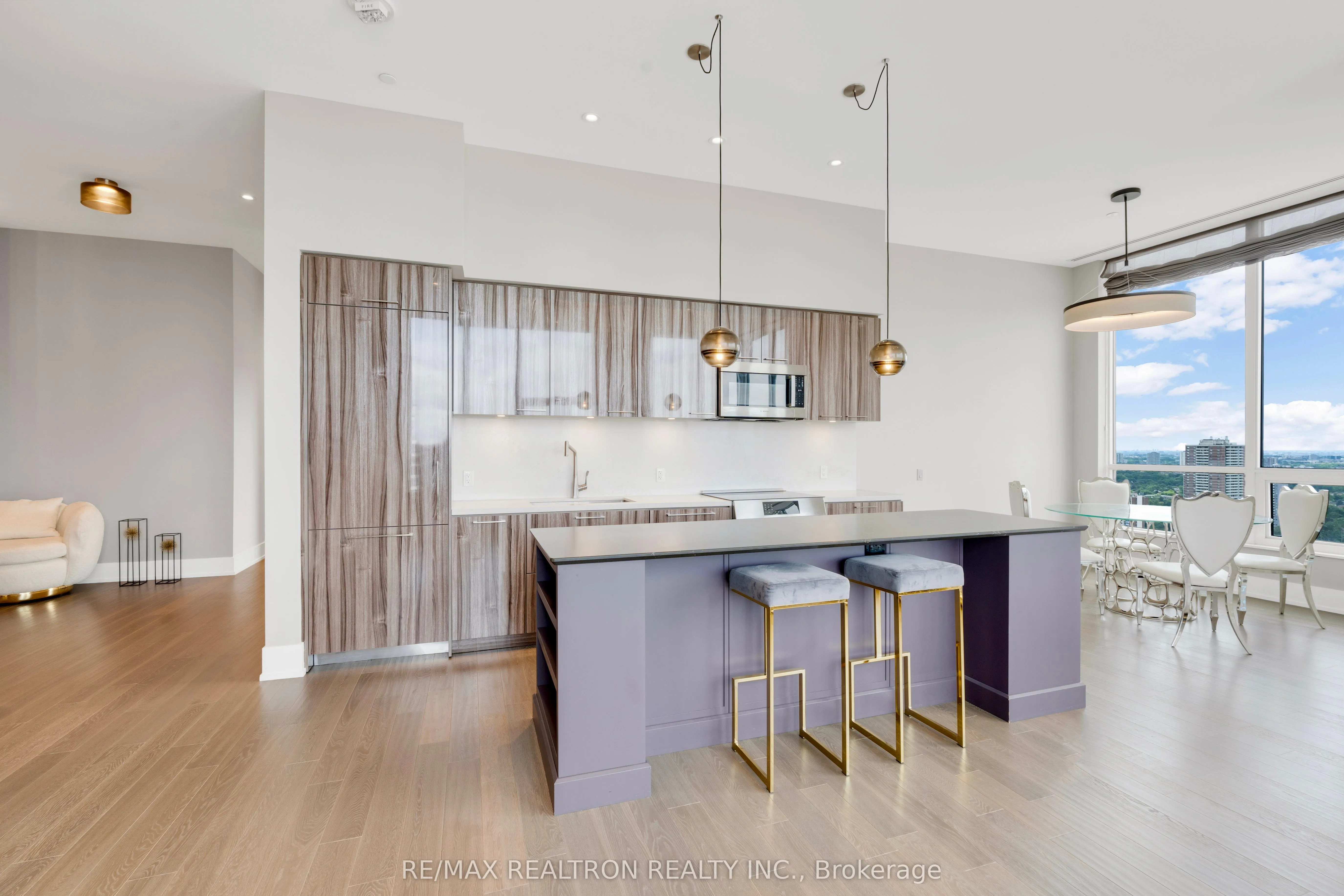 1 Grandview Avenue, #PH1