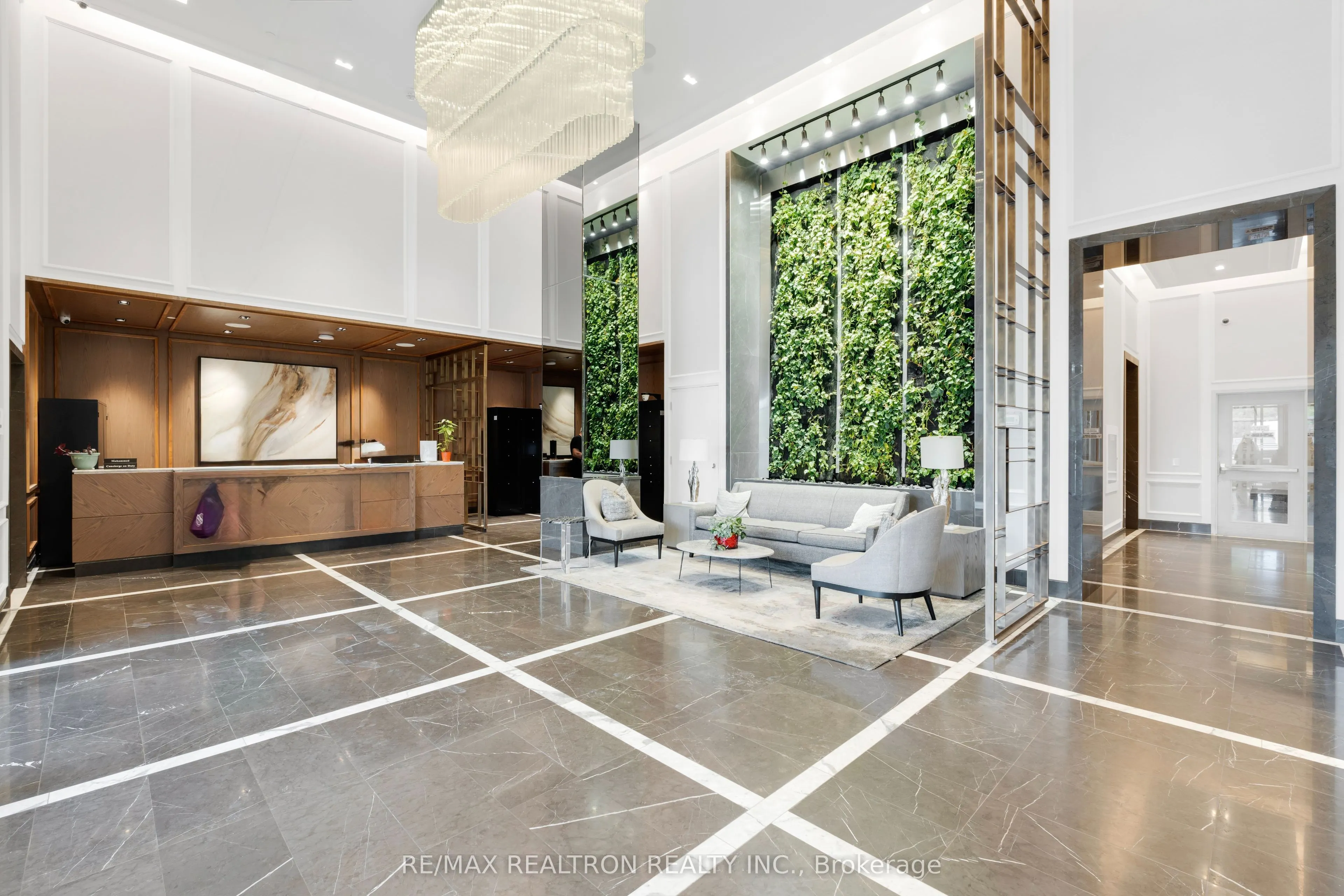 1 Grandview Avenue, #PH1