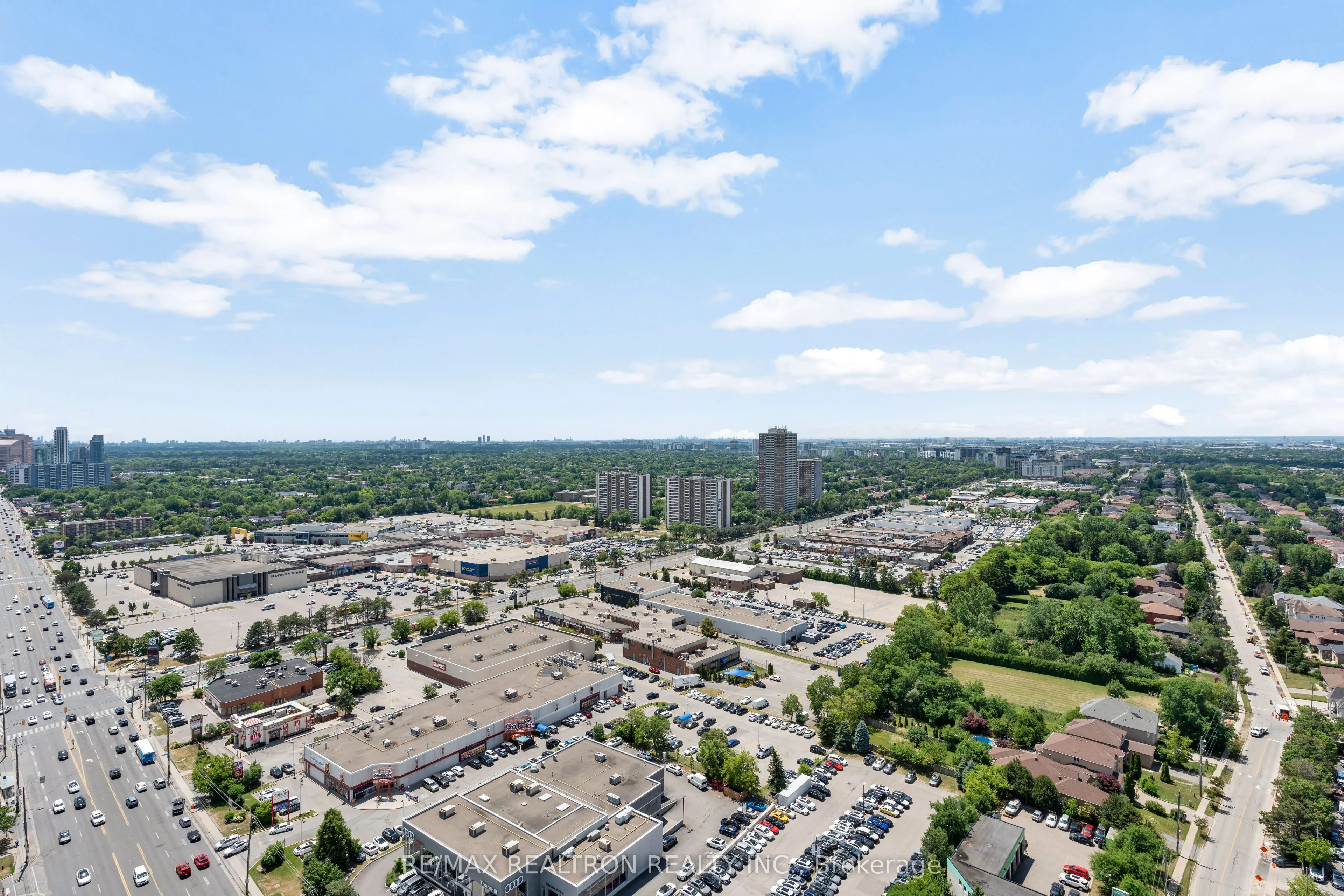1 Grandview Avenue, #PH1