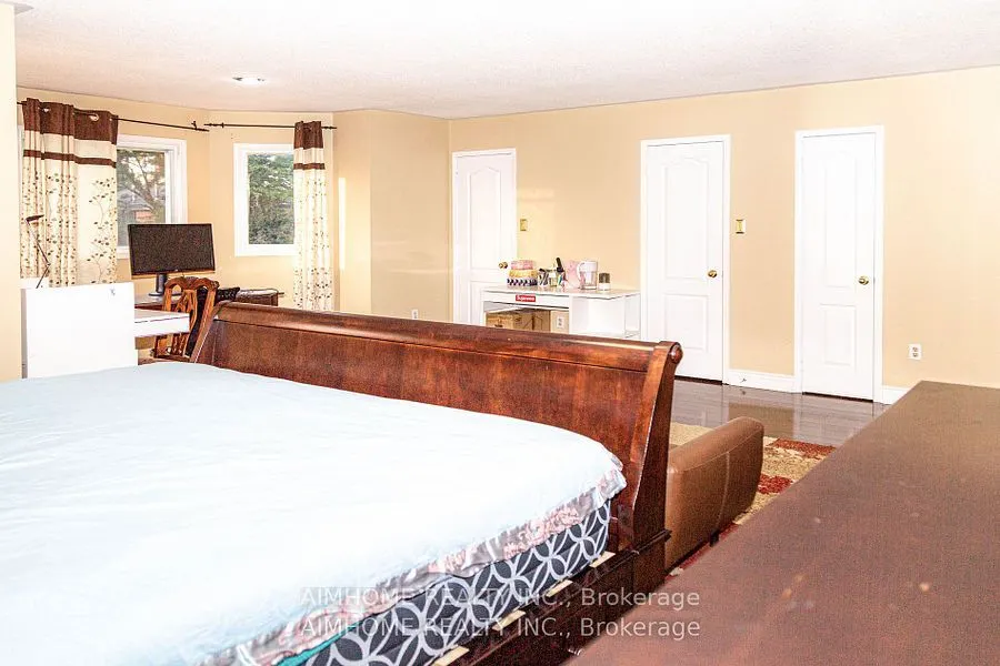 178 Westhampton Drive