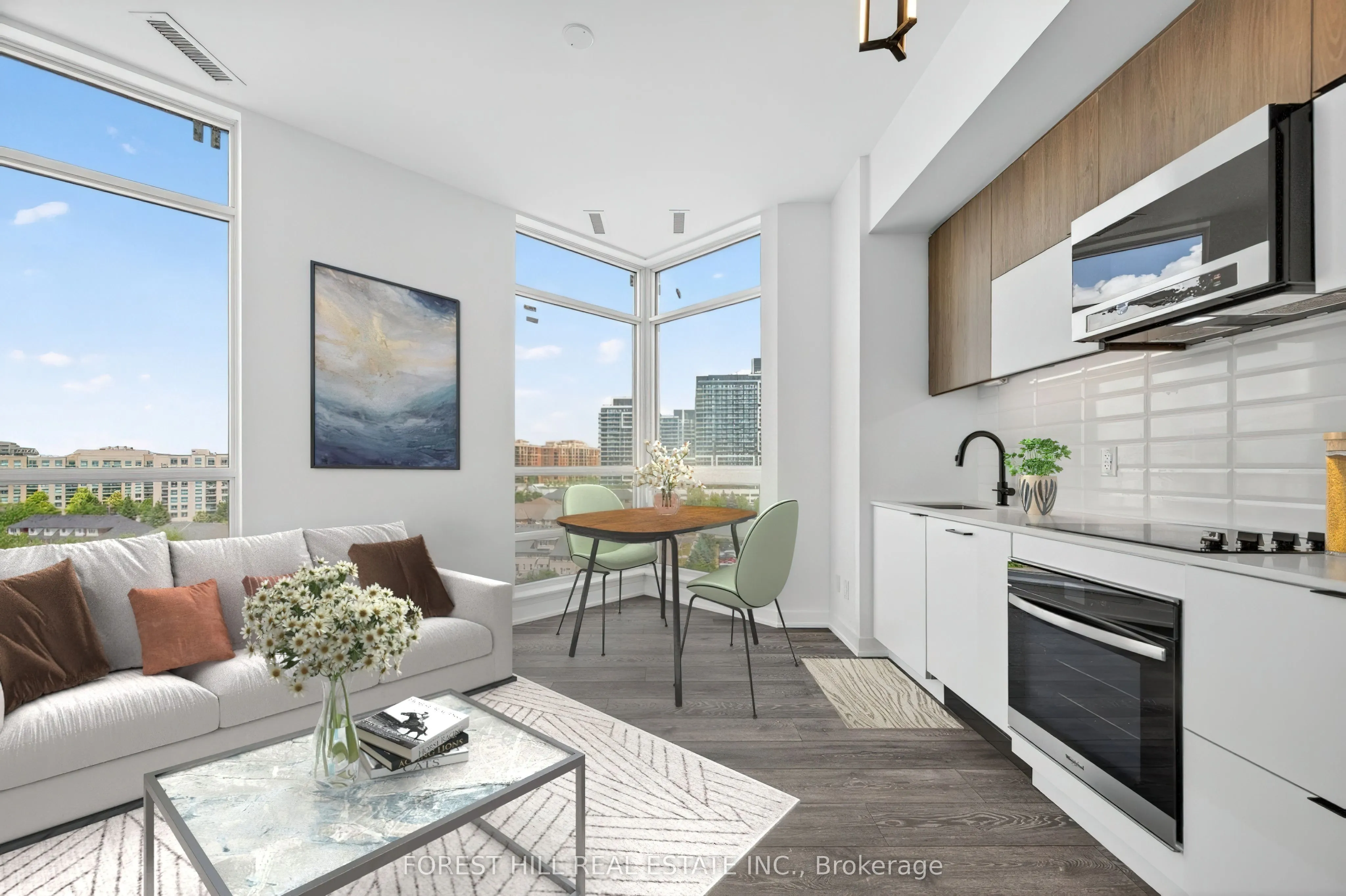 8888 Yonge Street, #802