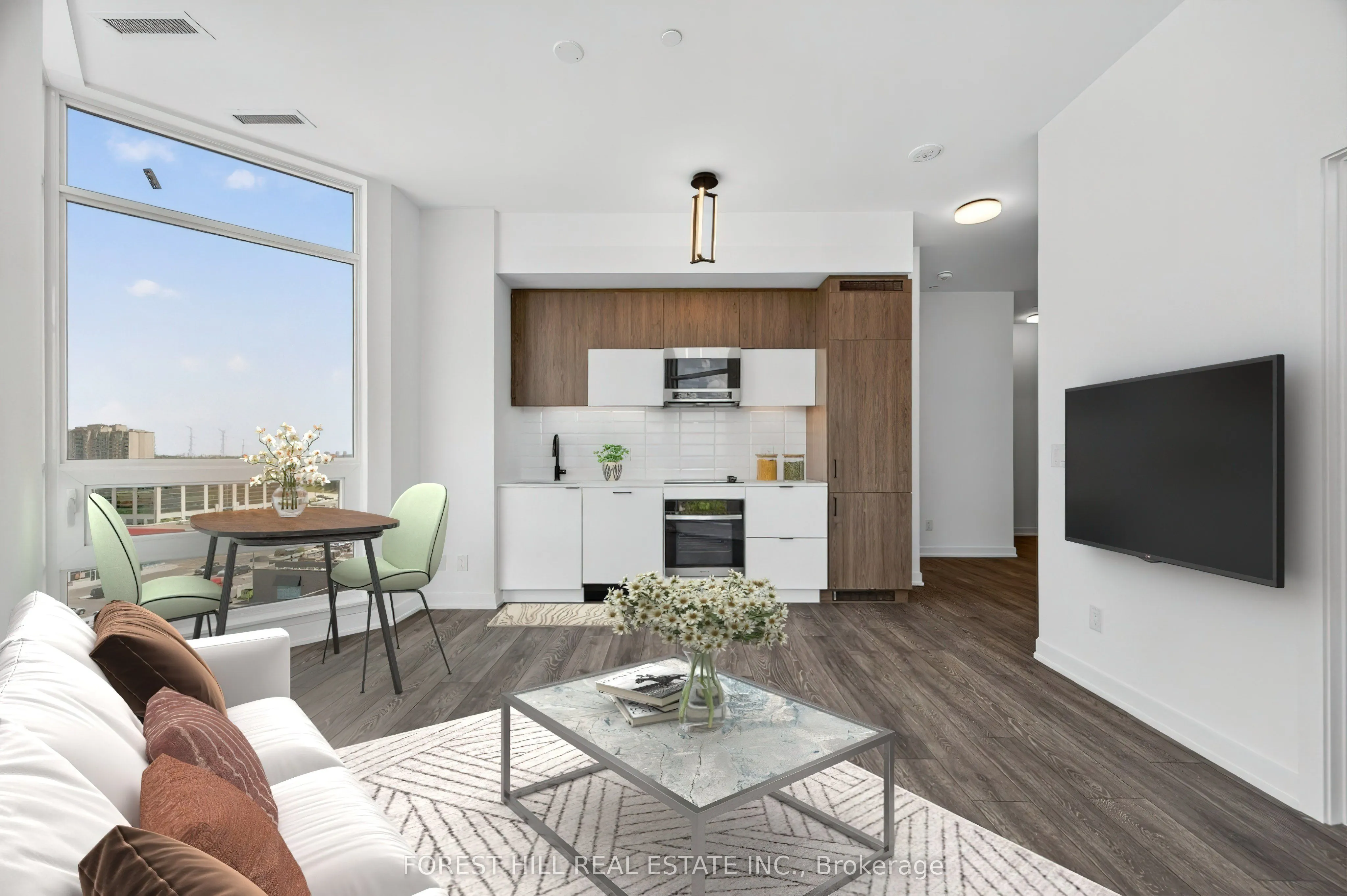 8888 Yonge Street, #802