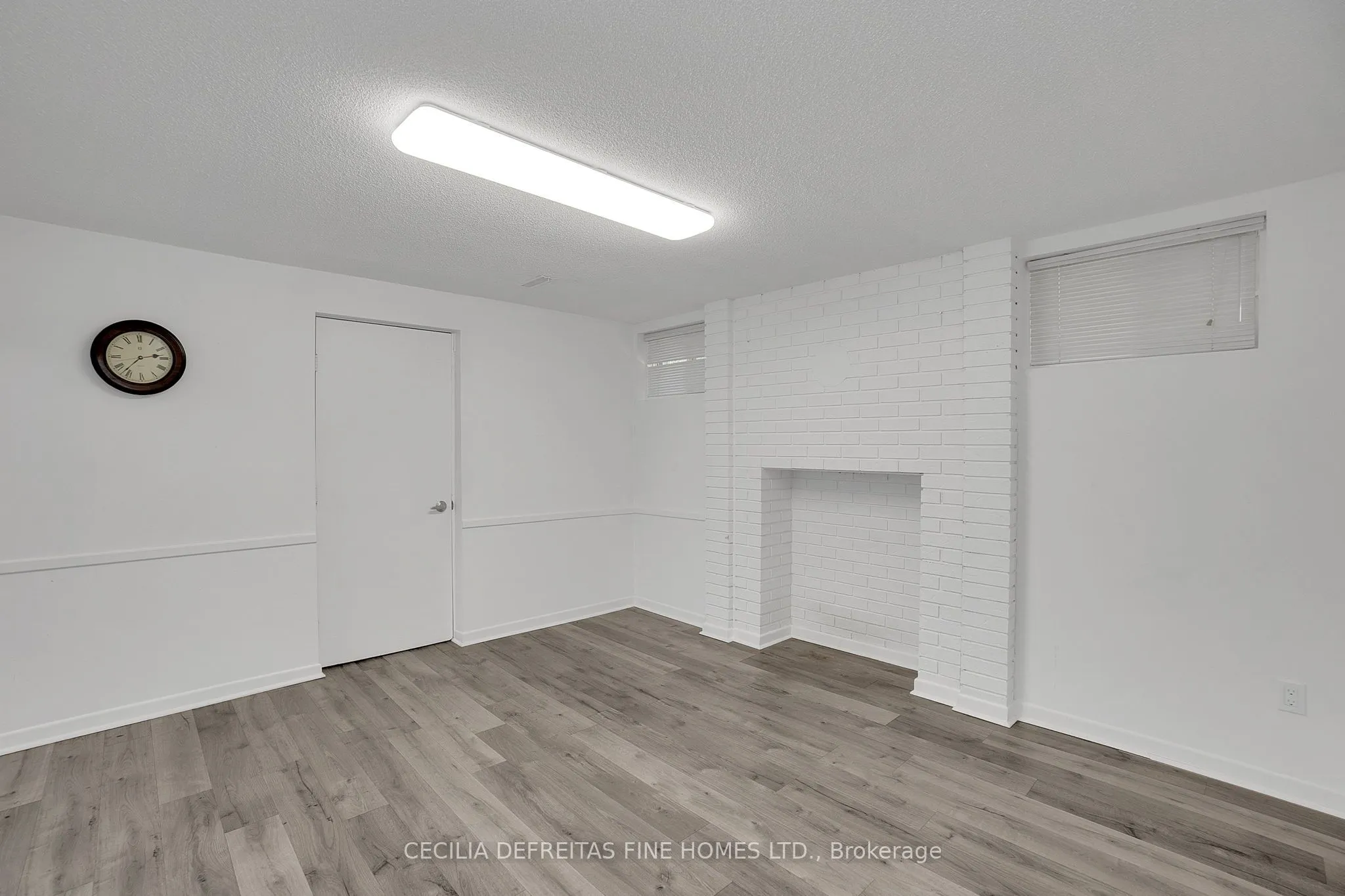 54 Ashburn Crescent, #LOWER