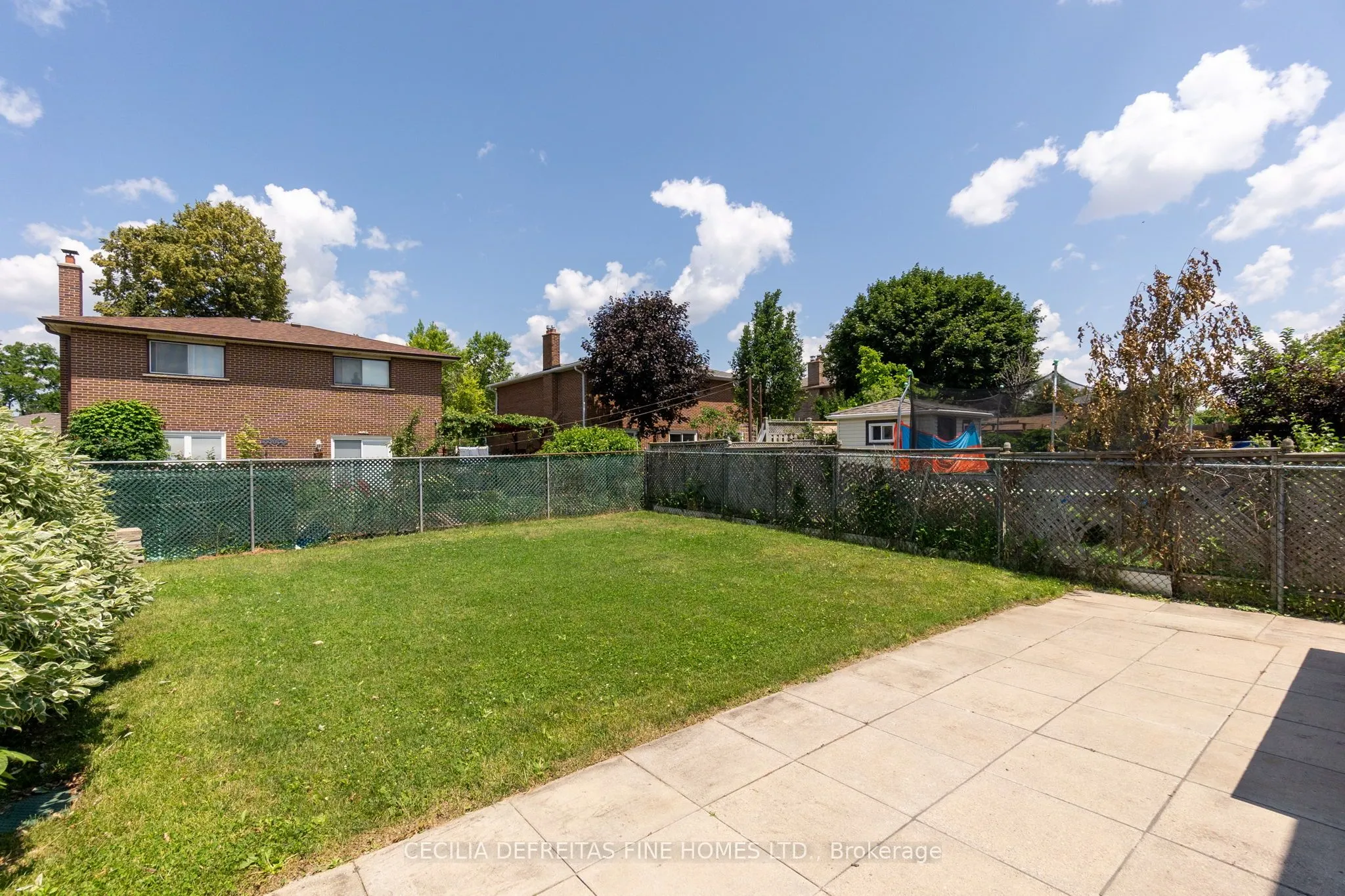 54 Ashburn Crescent, #LOWER