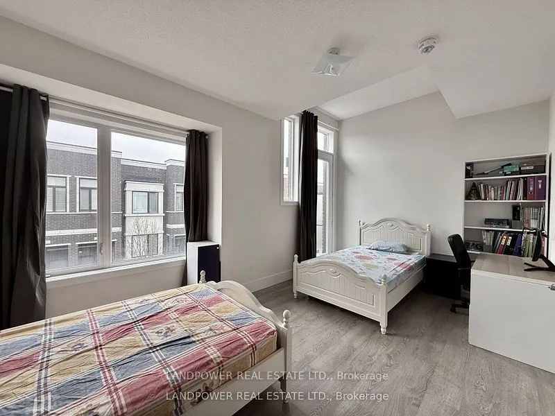 49 Ambler Lane, #27