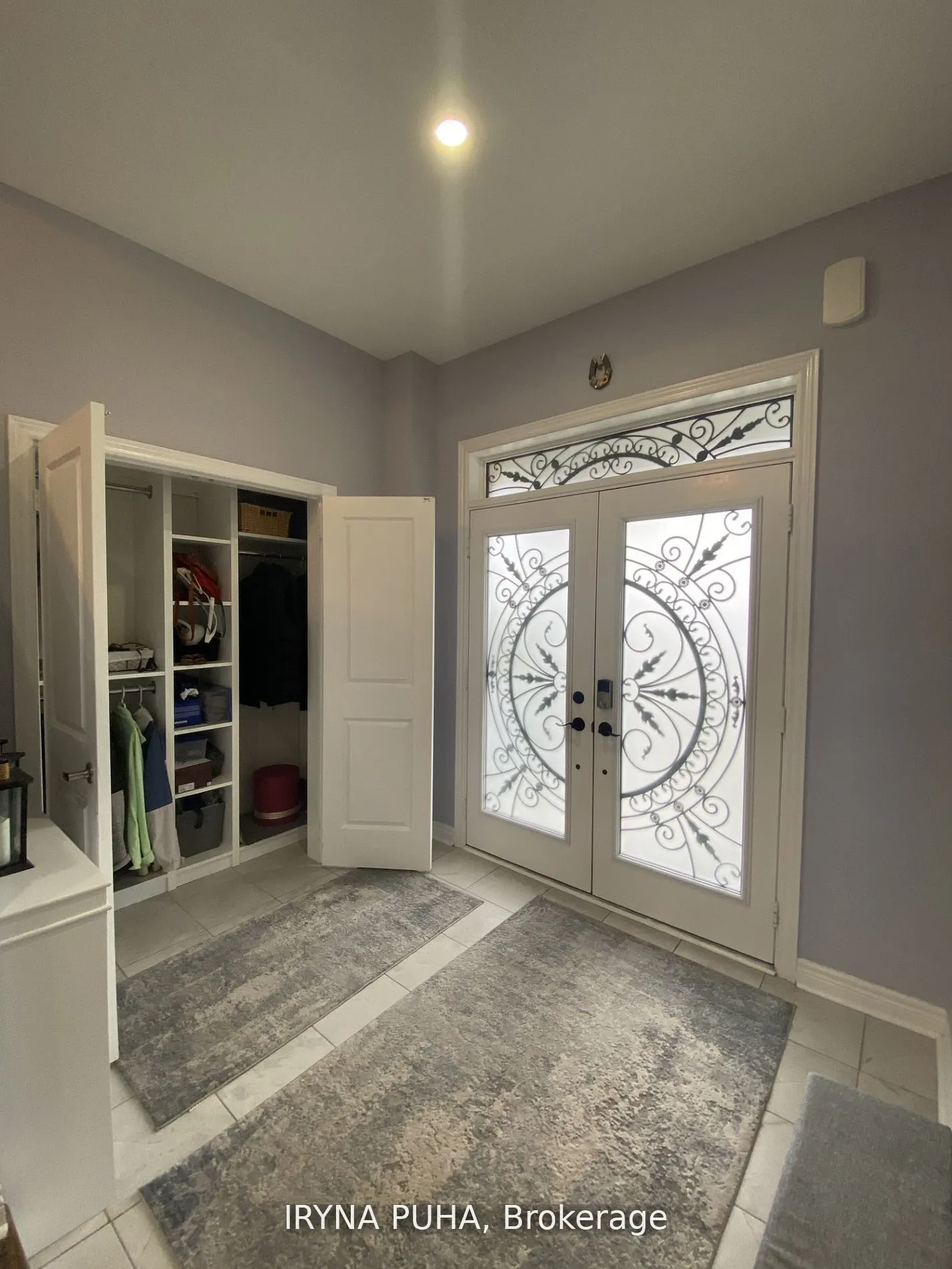 211 Gibson Circle