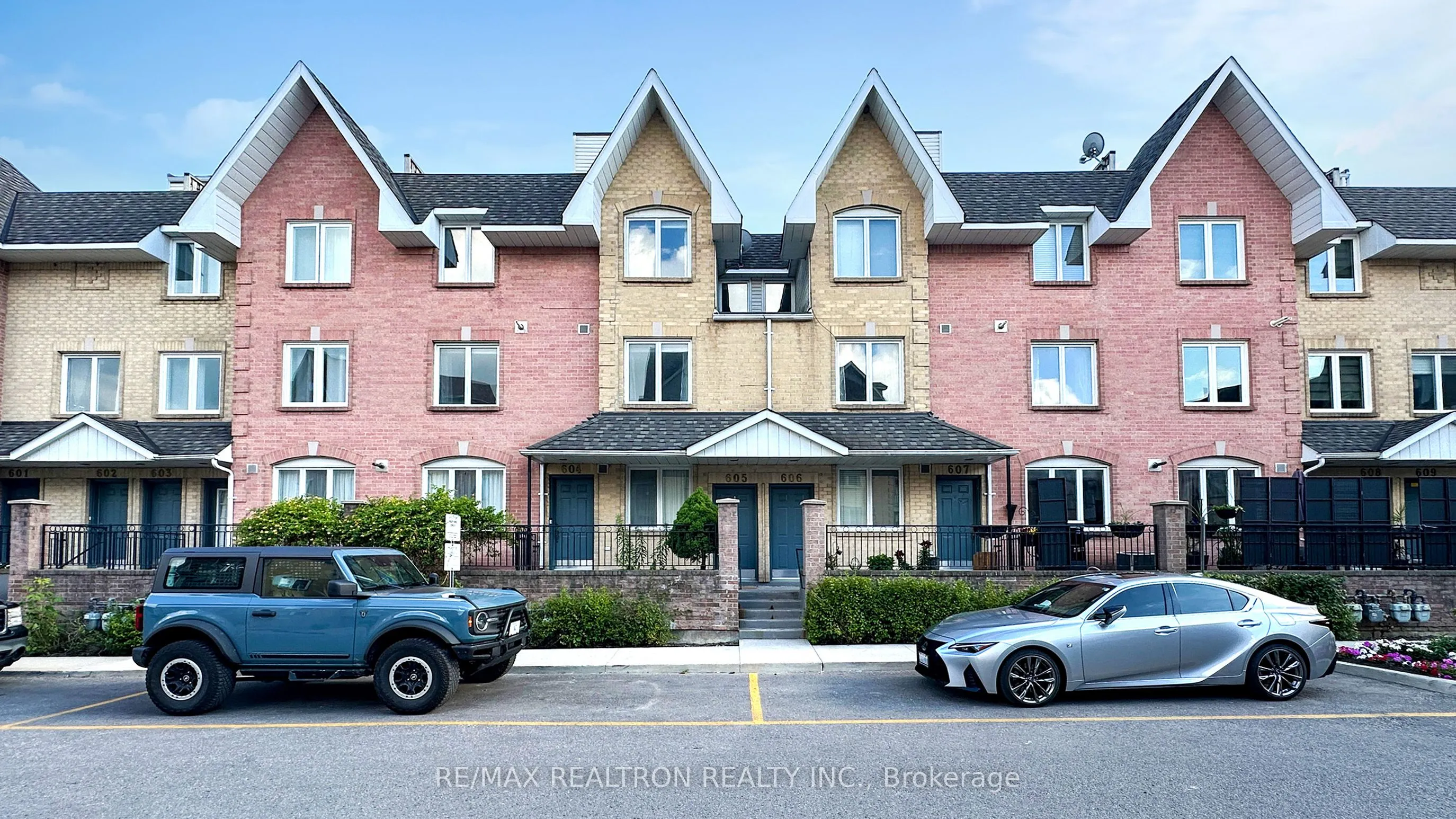 75 Weldrick Road E, #605