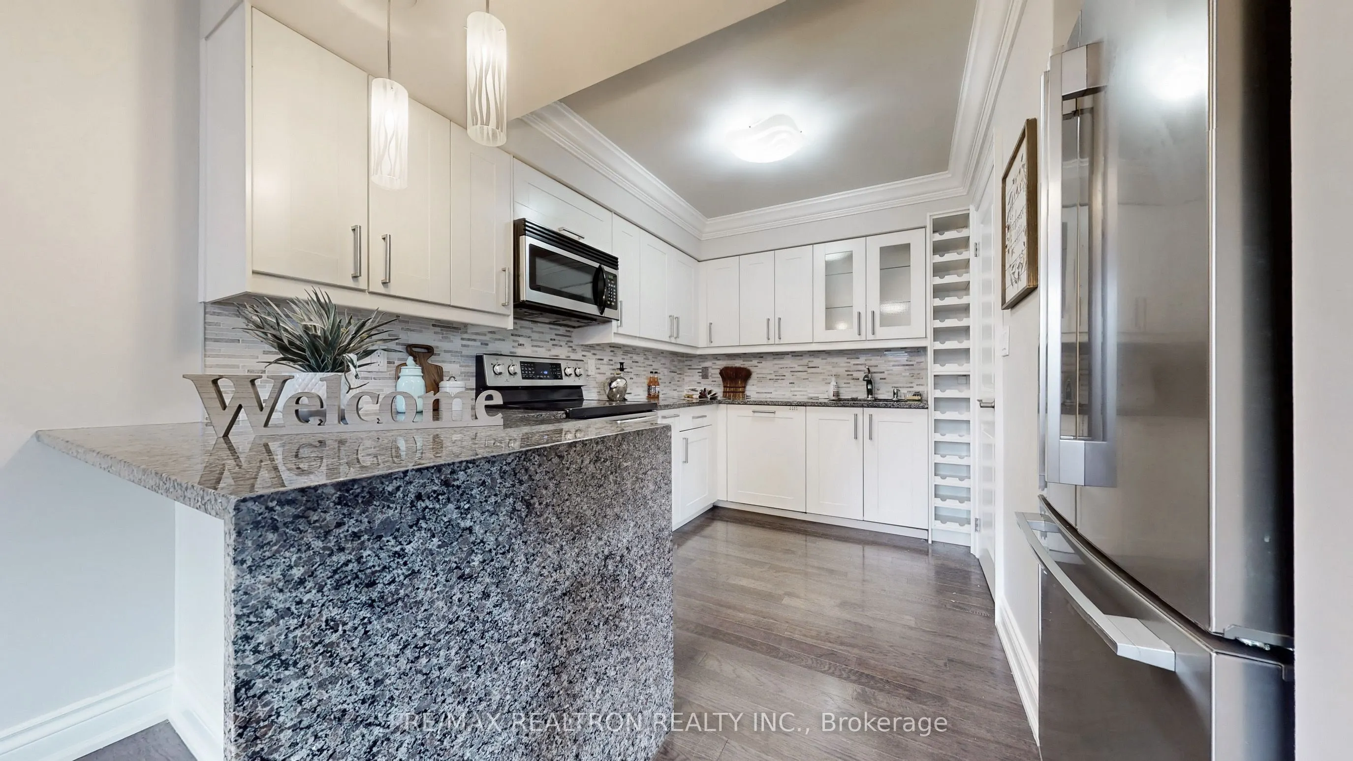 75 Weldrick Road E, #605
