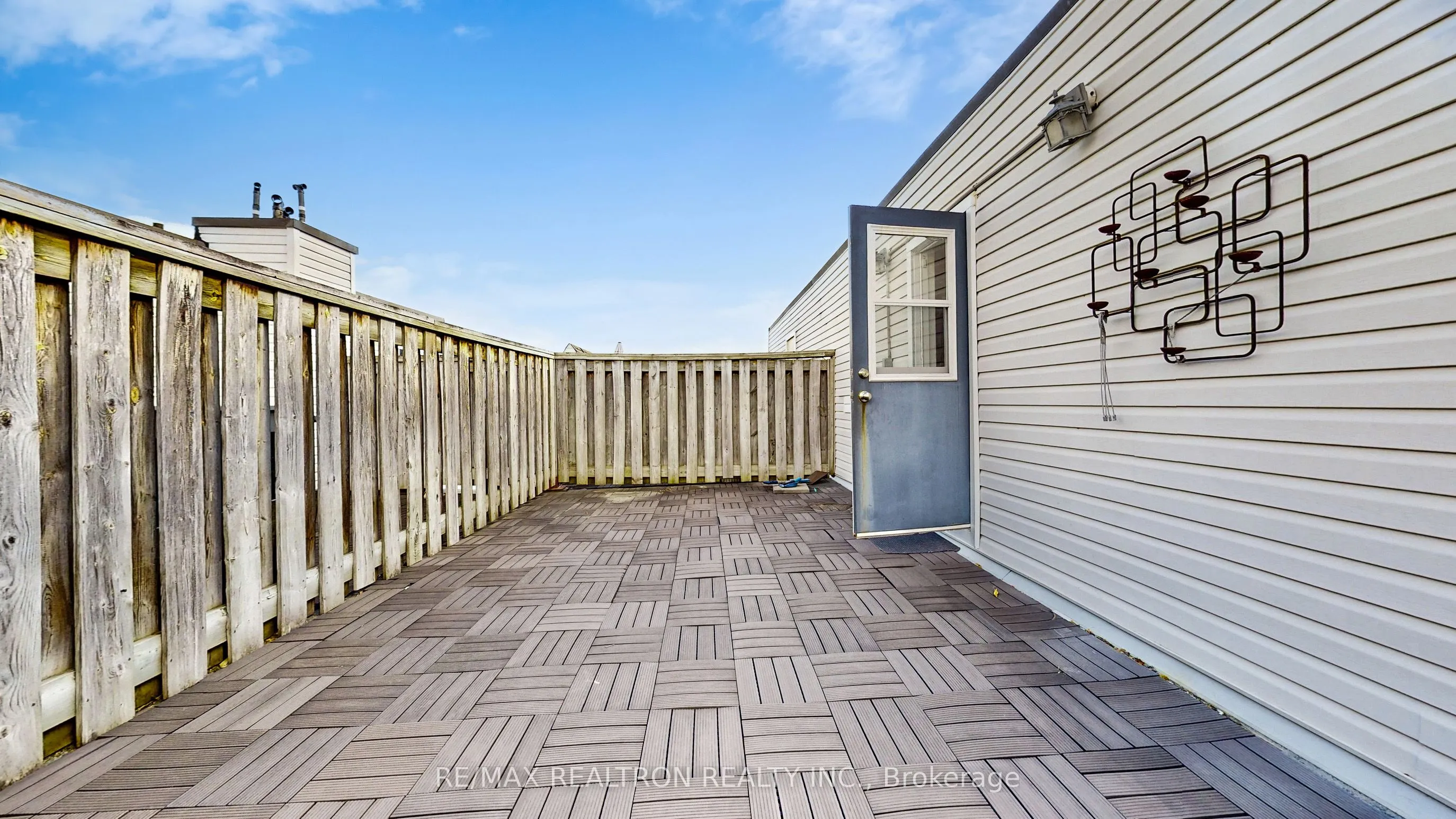 75 Weldrick Road E, #605