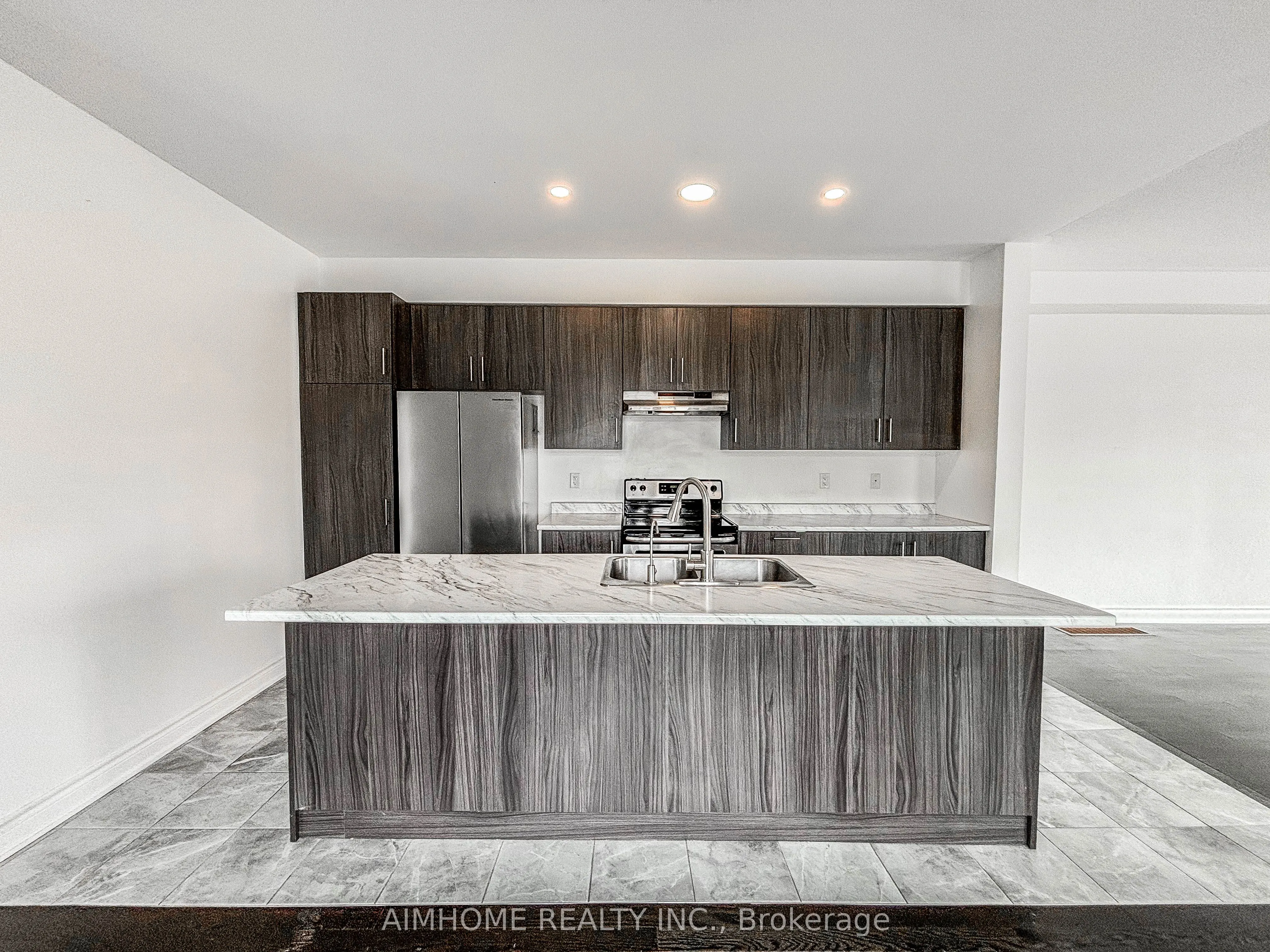 1 Briarfield Avenue