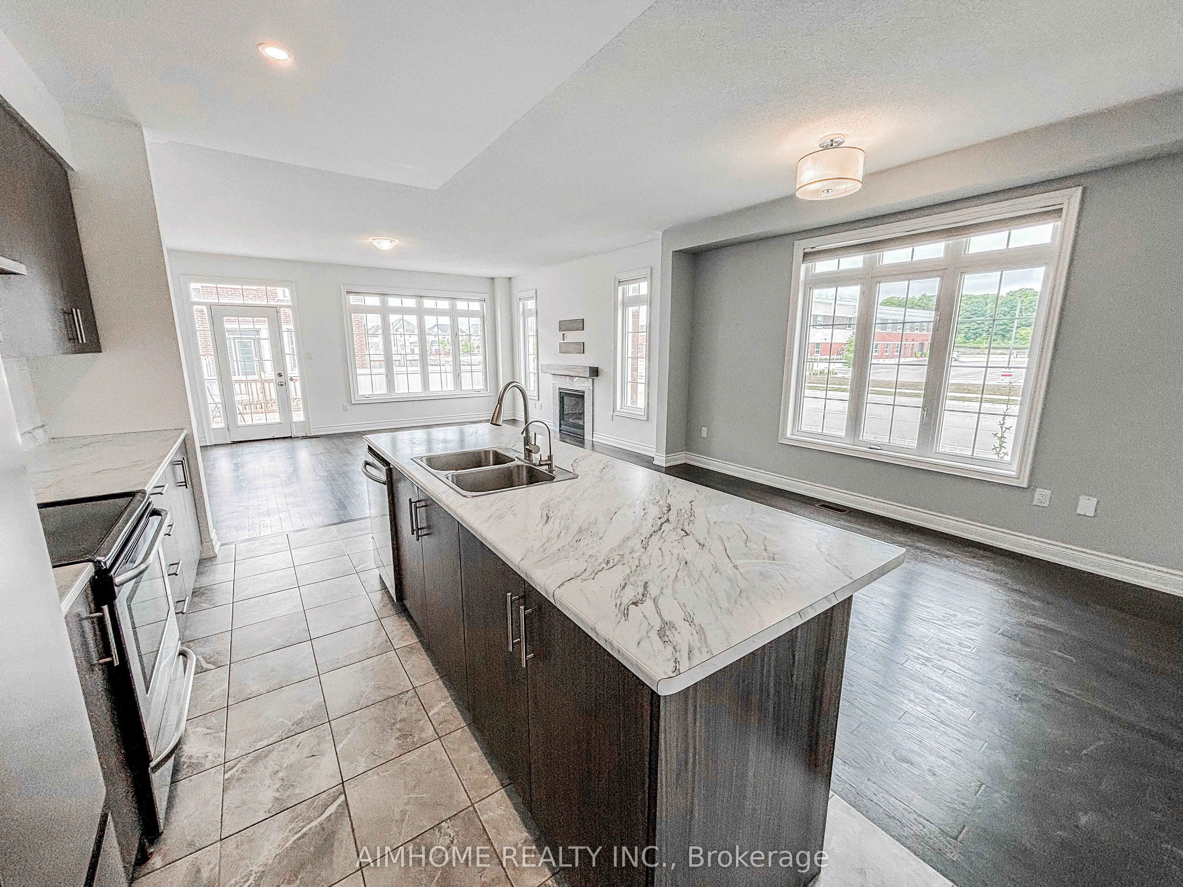 1 Briarfield Avenue