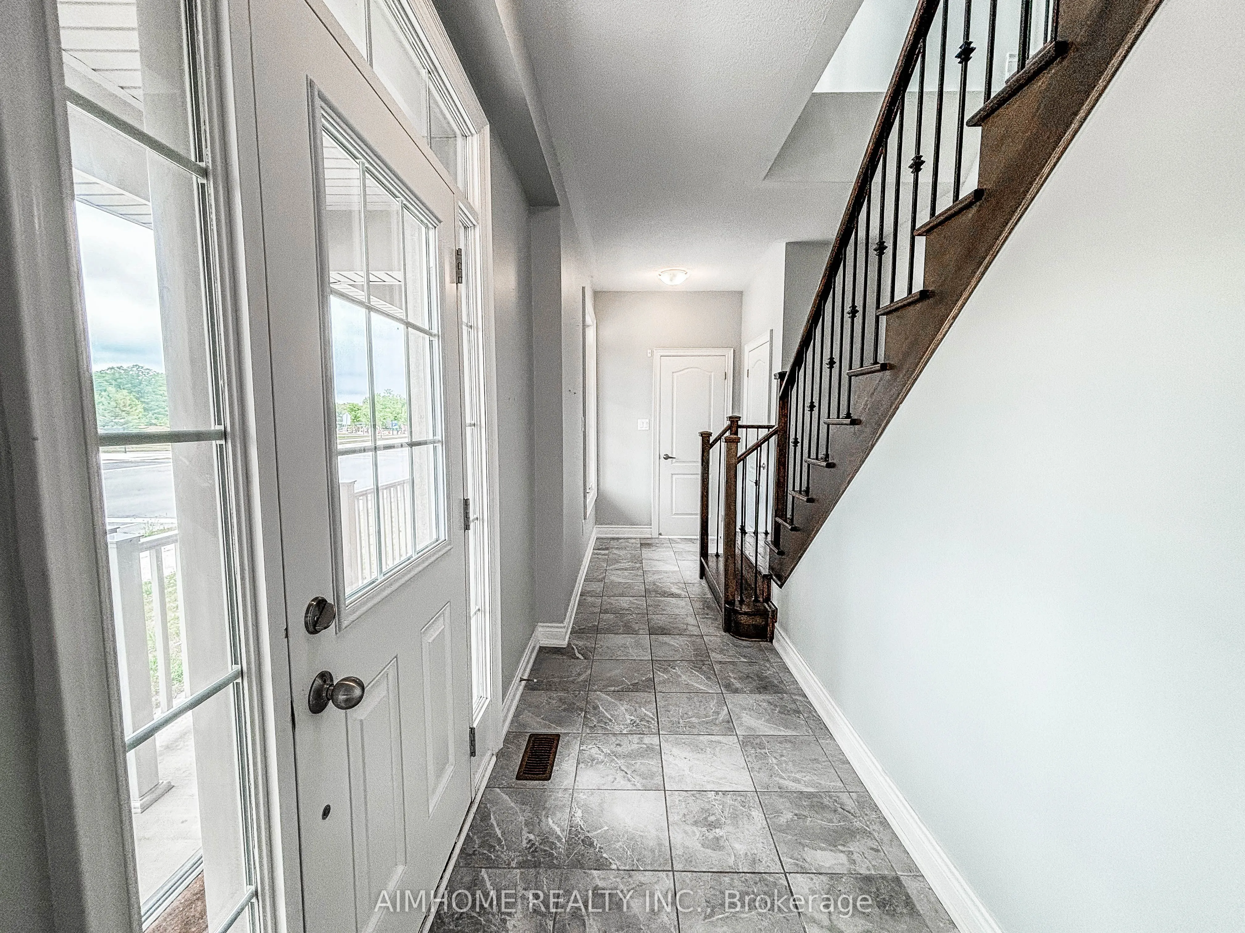 1 Briarfield Avenue