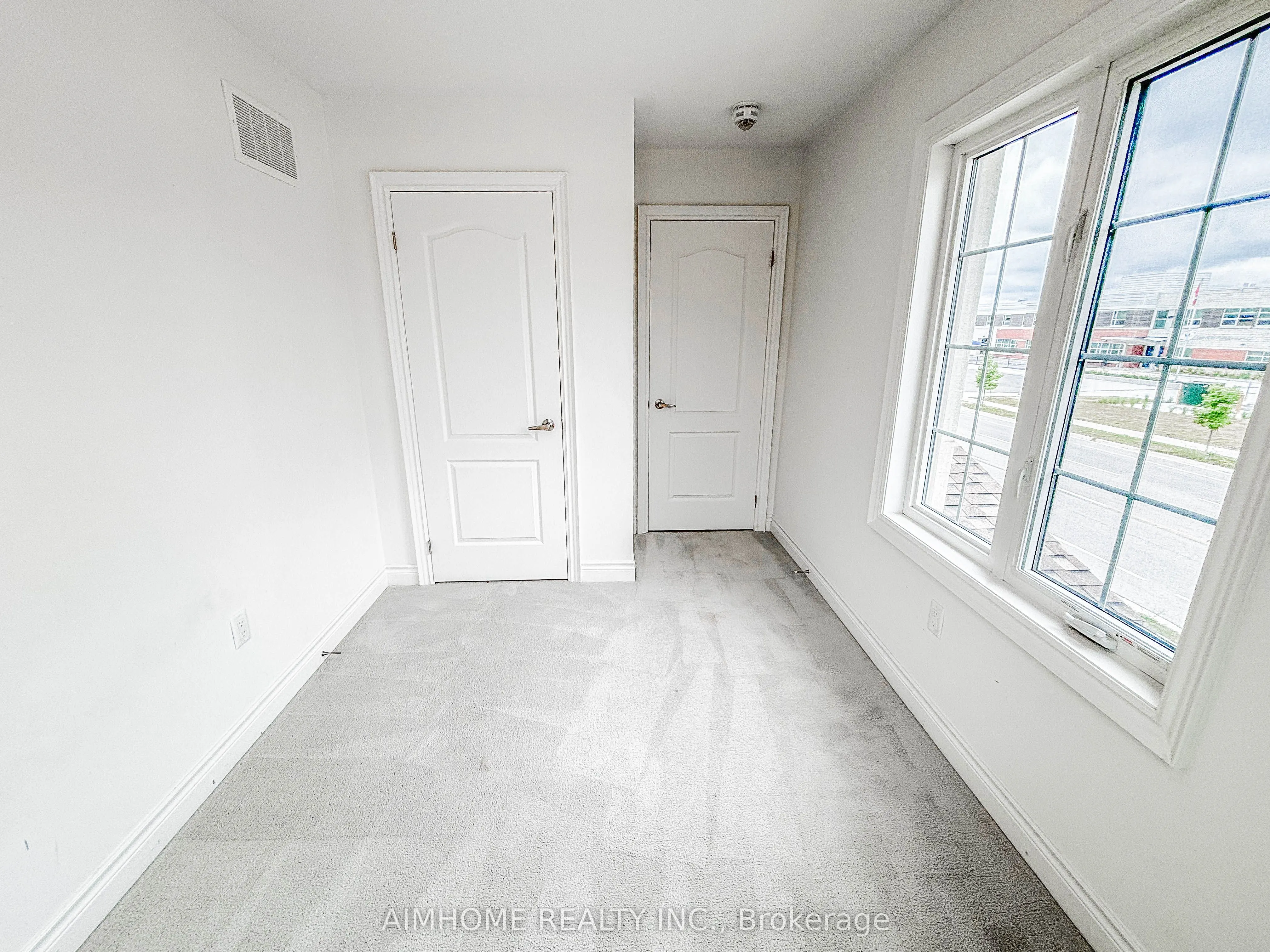1 Briarfield Avenue