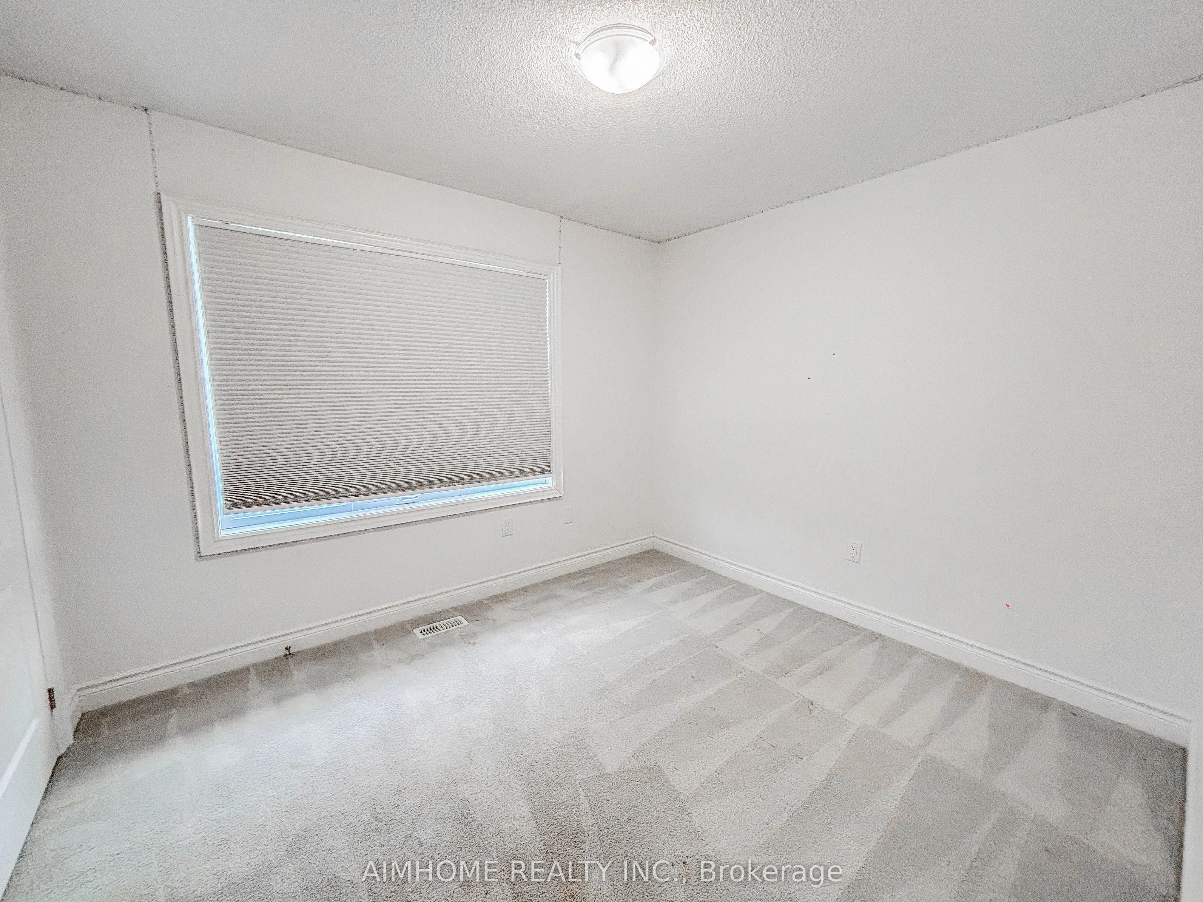1 Briarfield Avenue