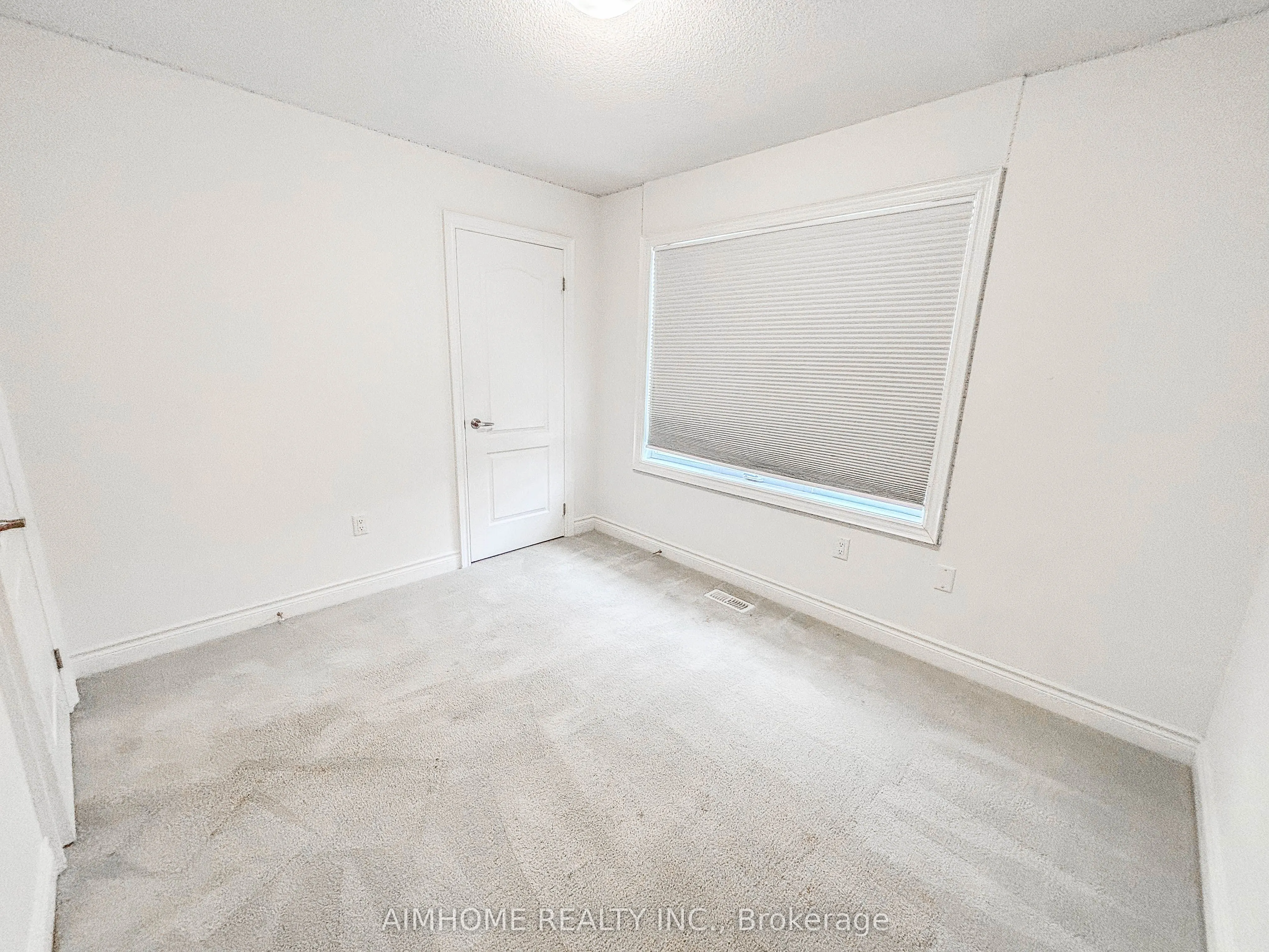 1 Briarfield Avenue