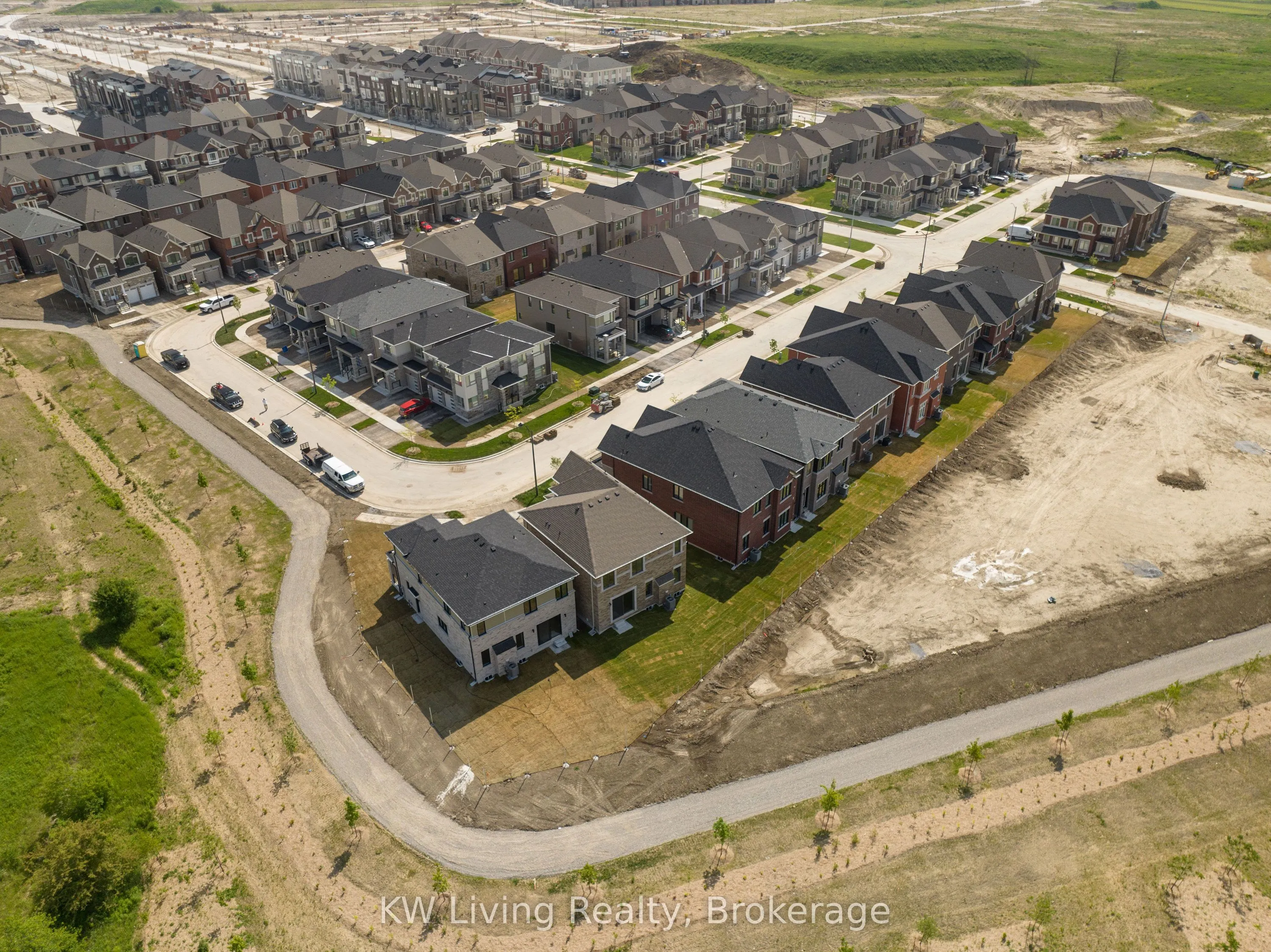 18 Berczy Manor Crescent