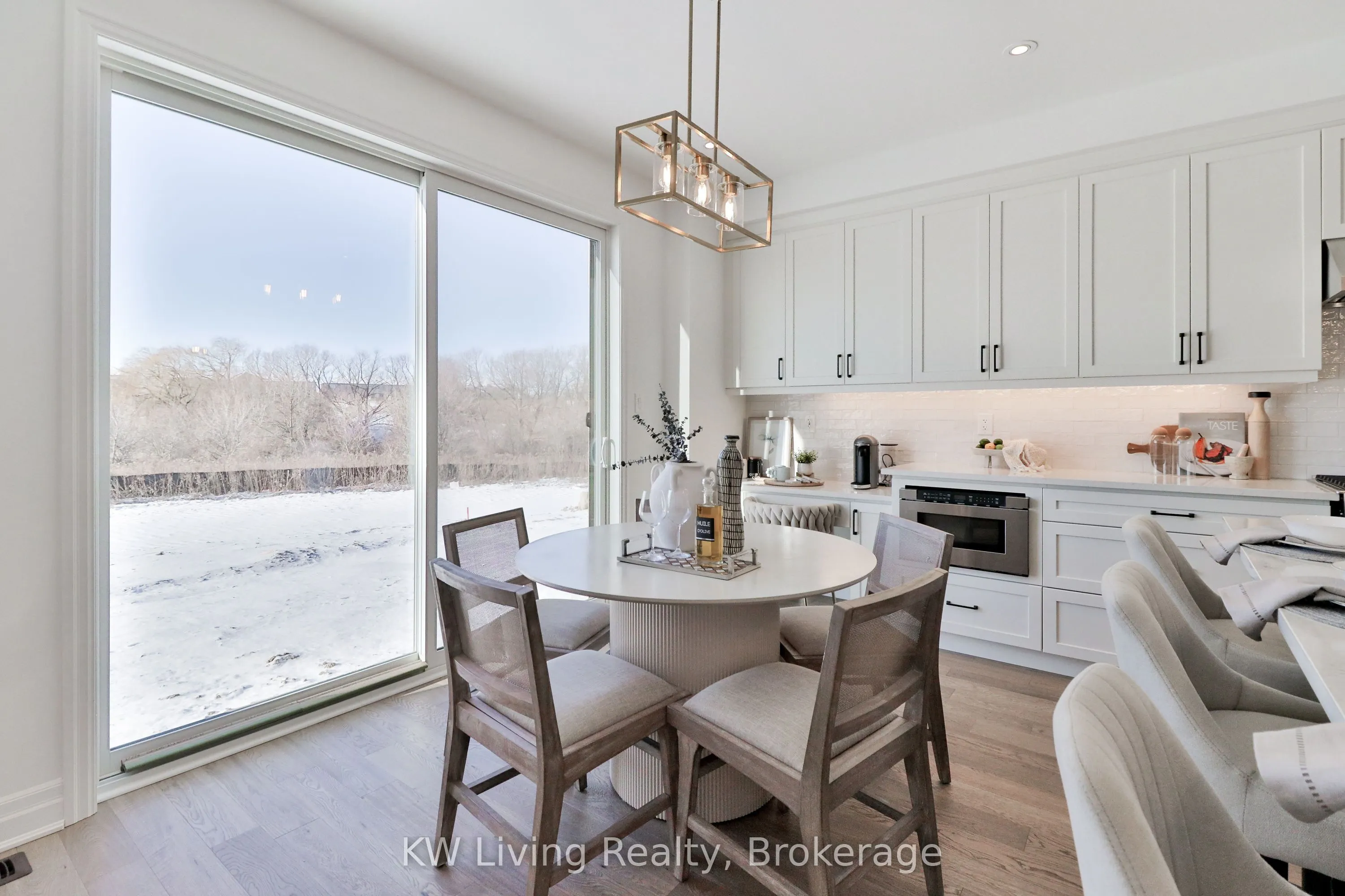 18 Berczy Manor Crescent