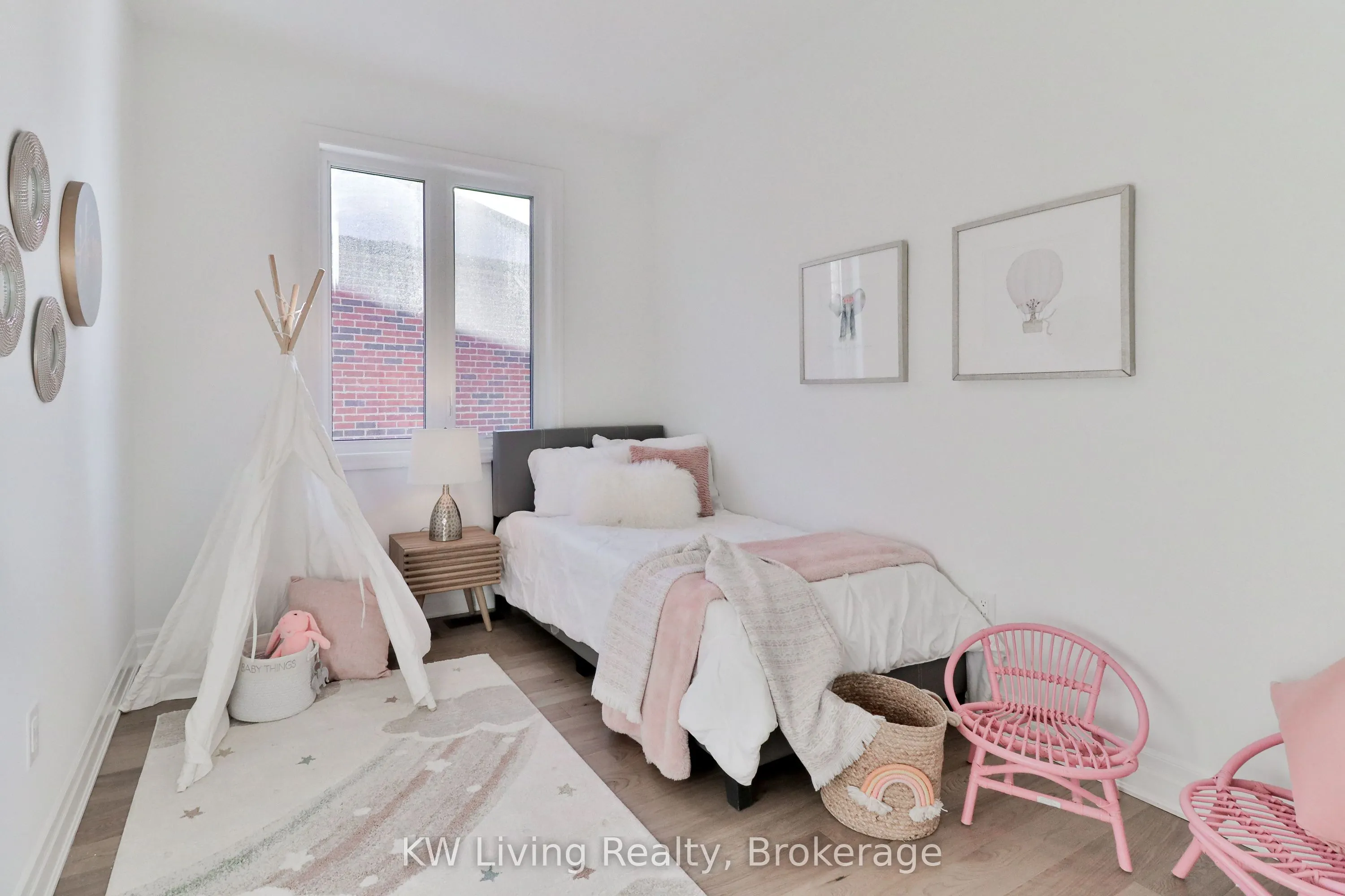 18 Berczy Manor Crescent