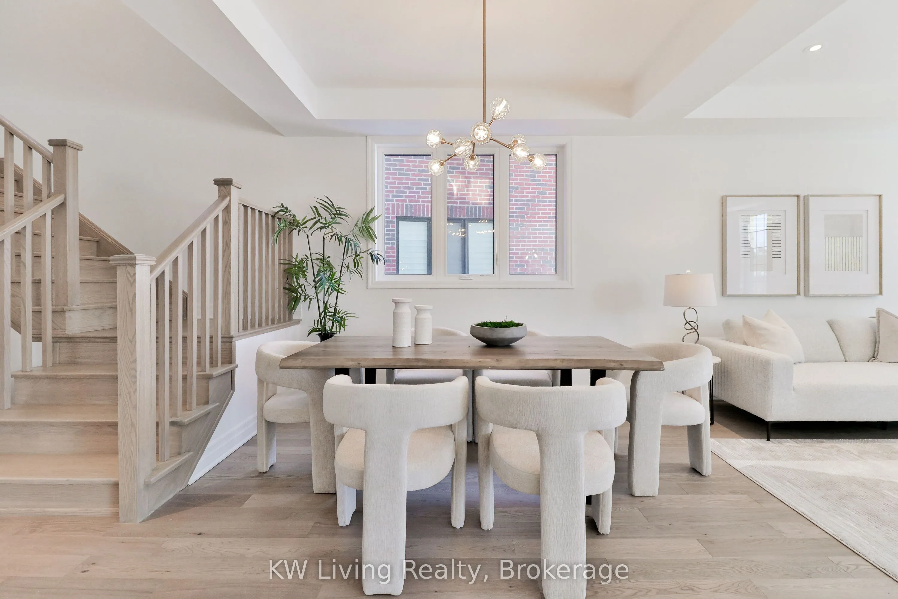 18 Berczy Manor Crescent