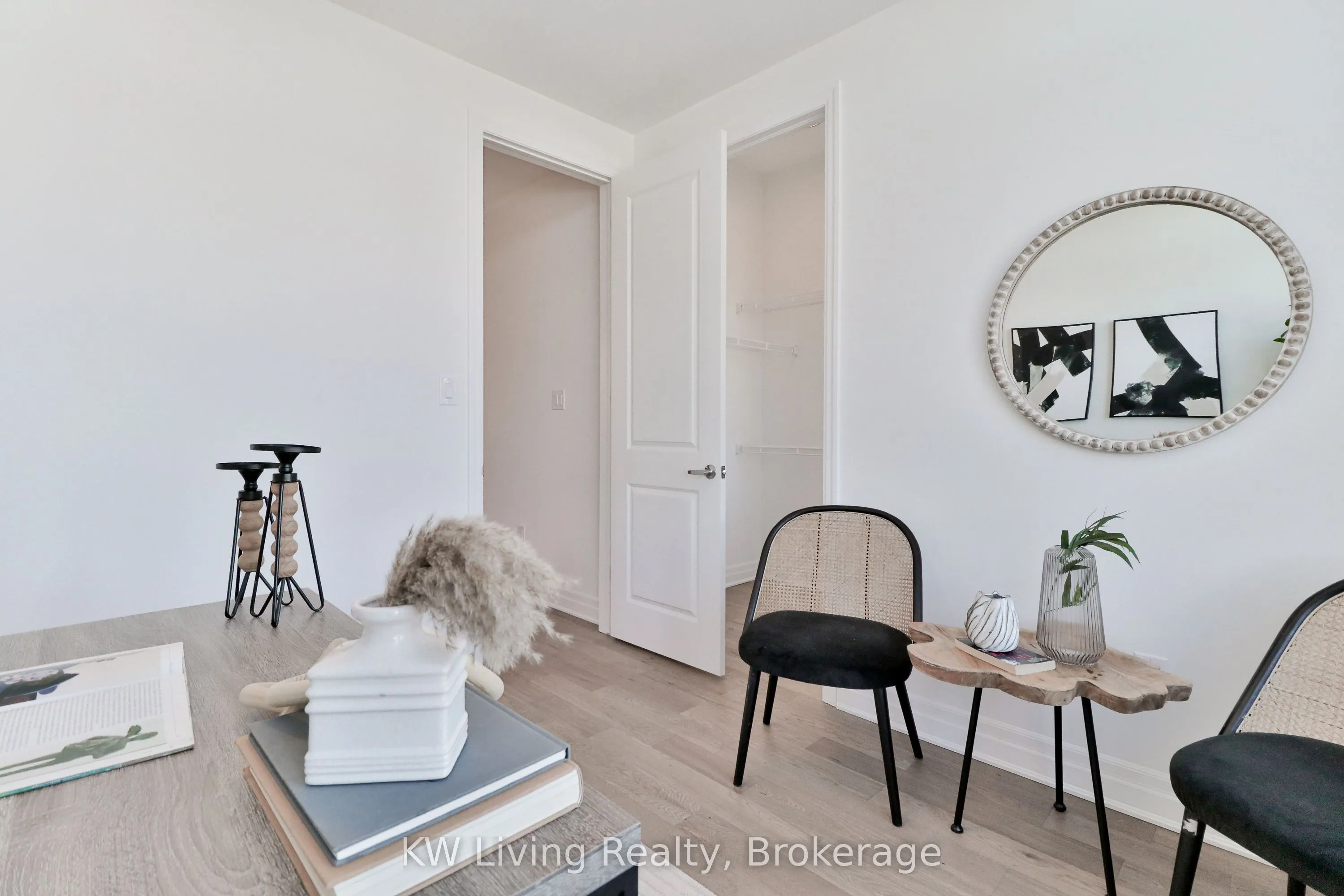 18 Berczy Manor Crescent